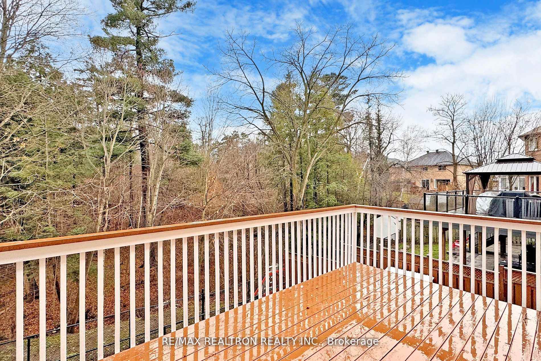 Photo 29 of 1139 Gossamer Drive, Pickering, Liverpool — HOMEH