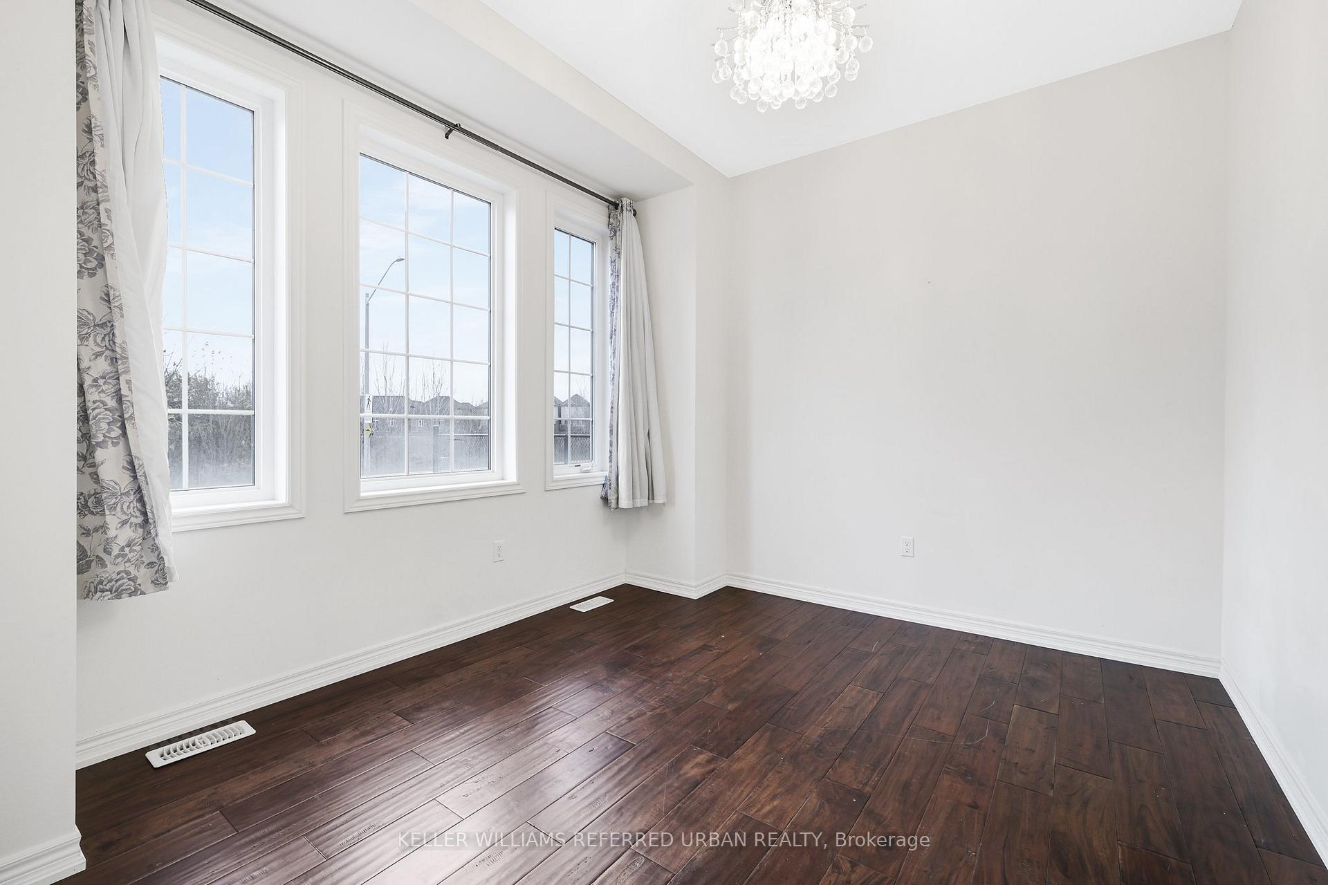 Photo 9 of 9191 Tallgrass Avenue, Niagara Falls, Lyons Creek — HOMEH