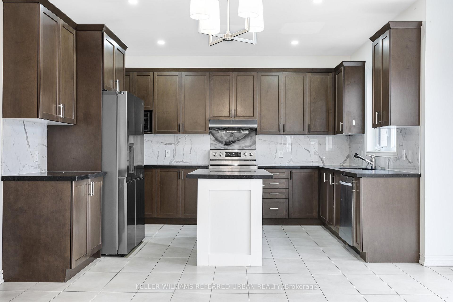 Photo 16 of 9191 Tallgrass Avenue, Niagara Falls, Lyons Creek — HOMEH
