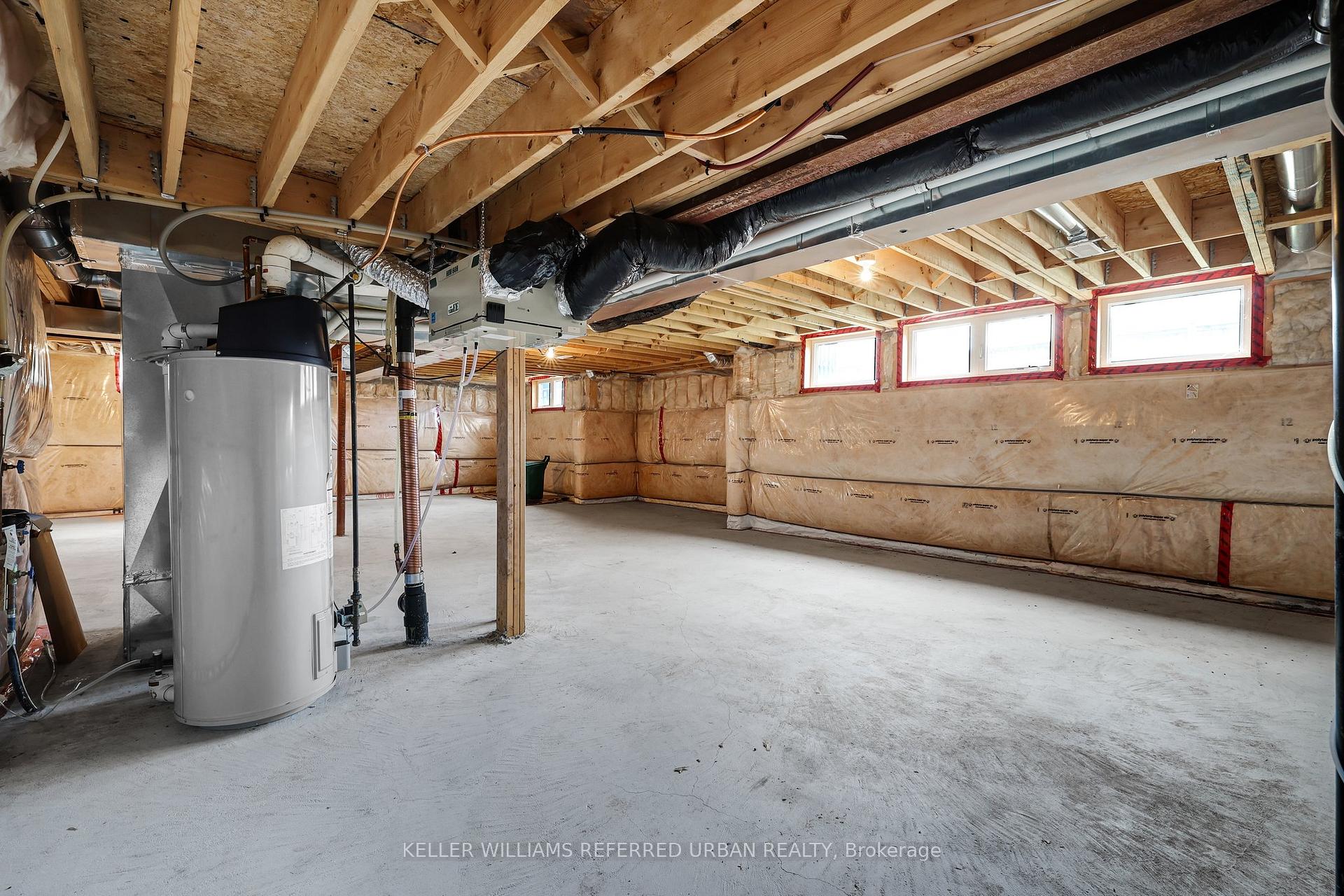 Photo 39 of 9191 Tallgrass Avenue, Niagara Falls, Lyons Creek — HOMEH