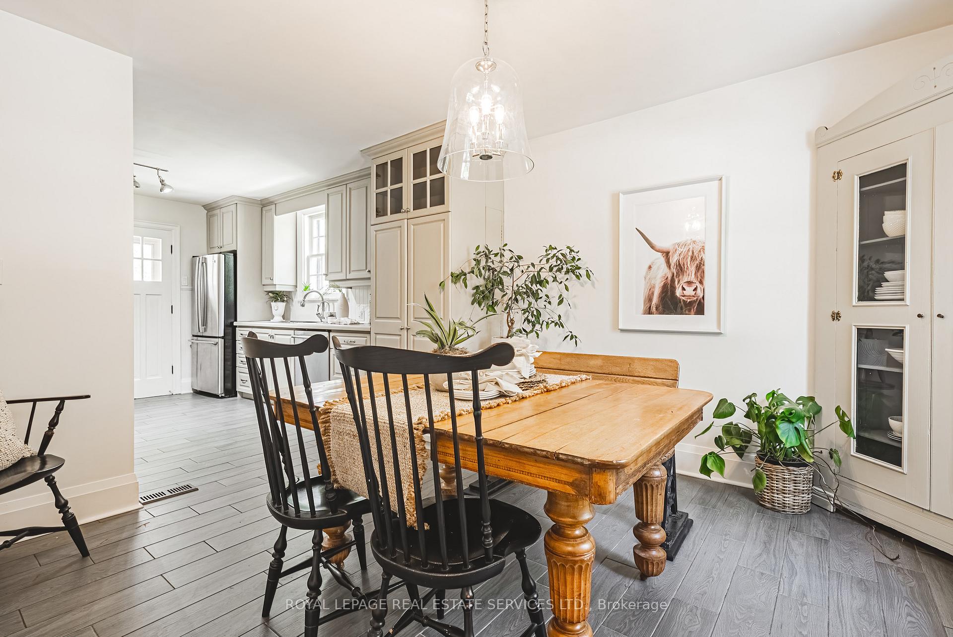 Photo 9 of 173 Campbell Avenue E, Milton, Campbellville — HOMEH