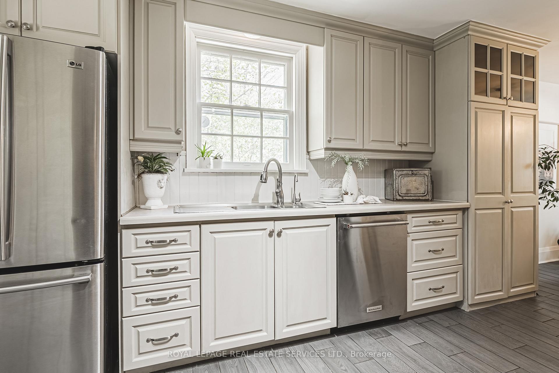 Photo 13 of 173 Campbell Avenue E, Milton, Campbellville — HOMEH