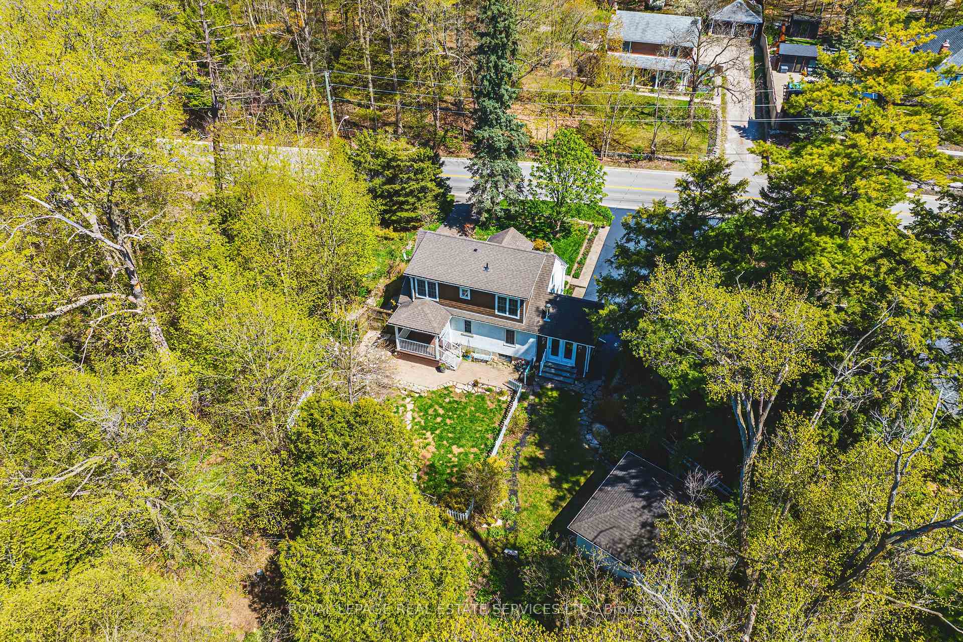Photo 45 of 173 Campbell Avenue E, Milton, Campbellville — HOMEH