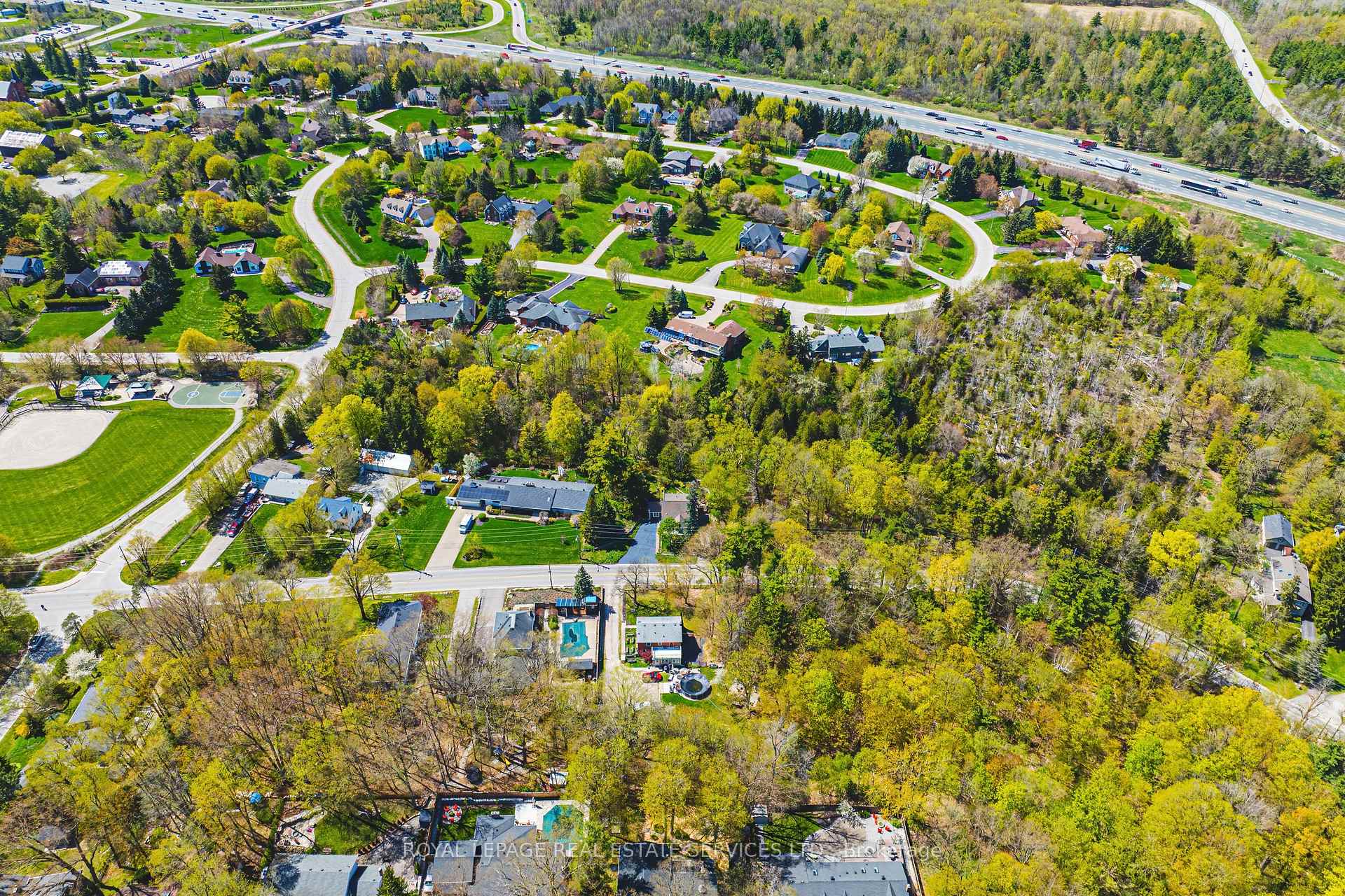 Photo 48 of 173 Campbell Avenue E, Milton, Campbellville — HOMEH