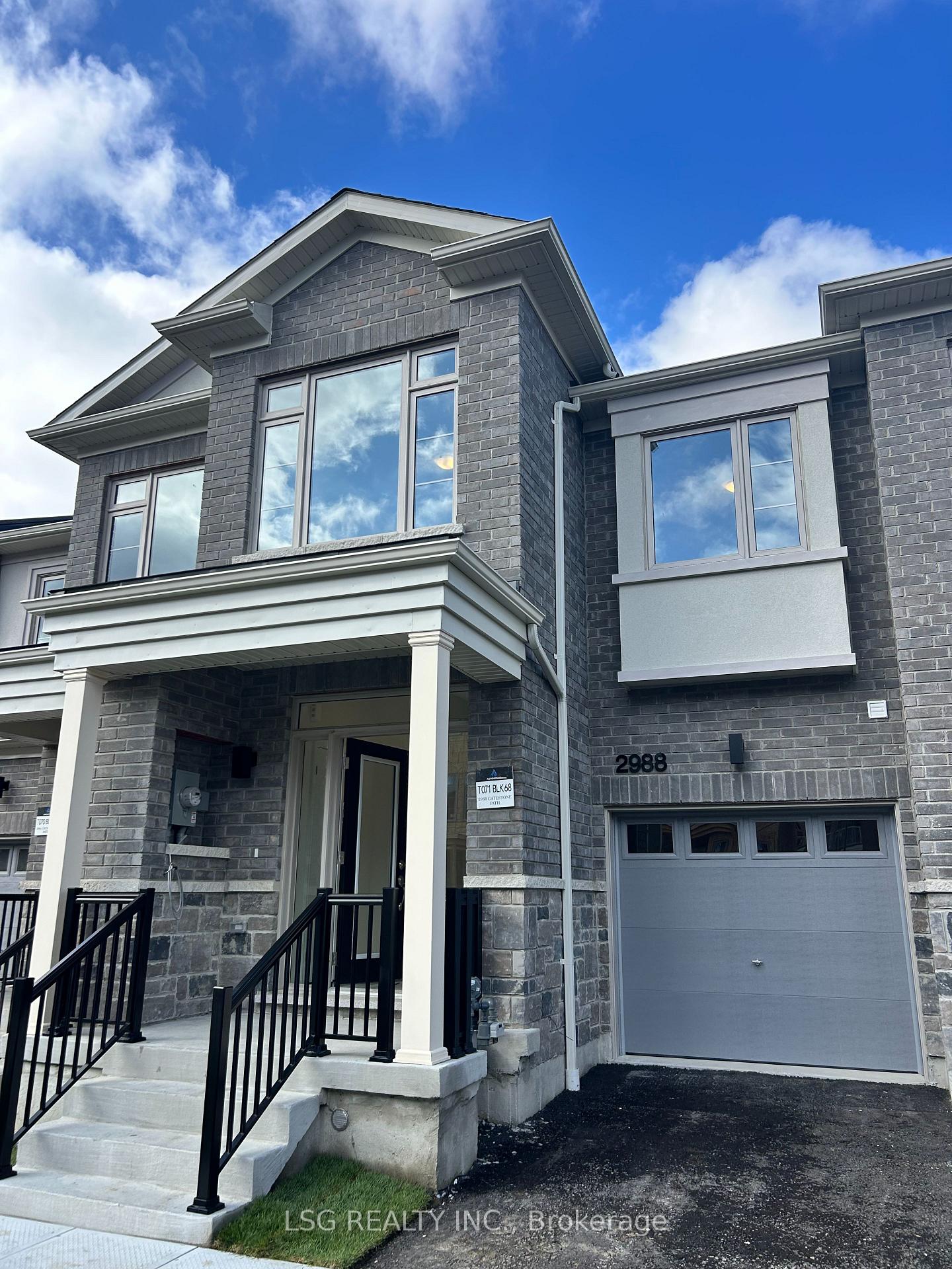 Photo 1 of 2988 Gatestone Path, Pickering, Rural Pickering — HOMEH