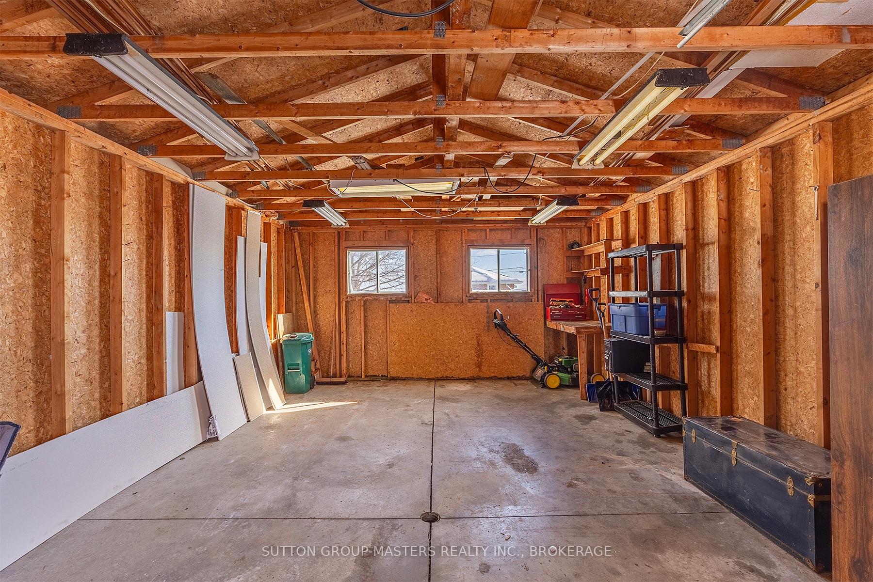 Photo 14 of 290 Meadowcrest Road, Kingston, City Southwest — HOMEH