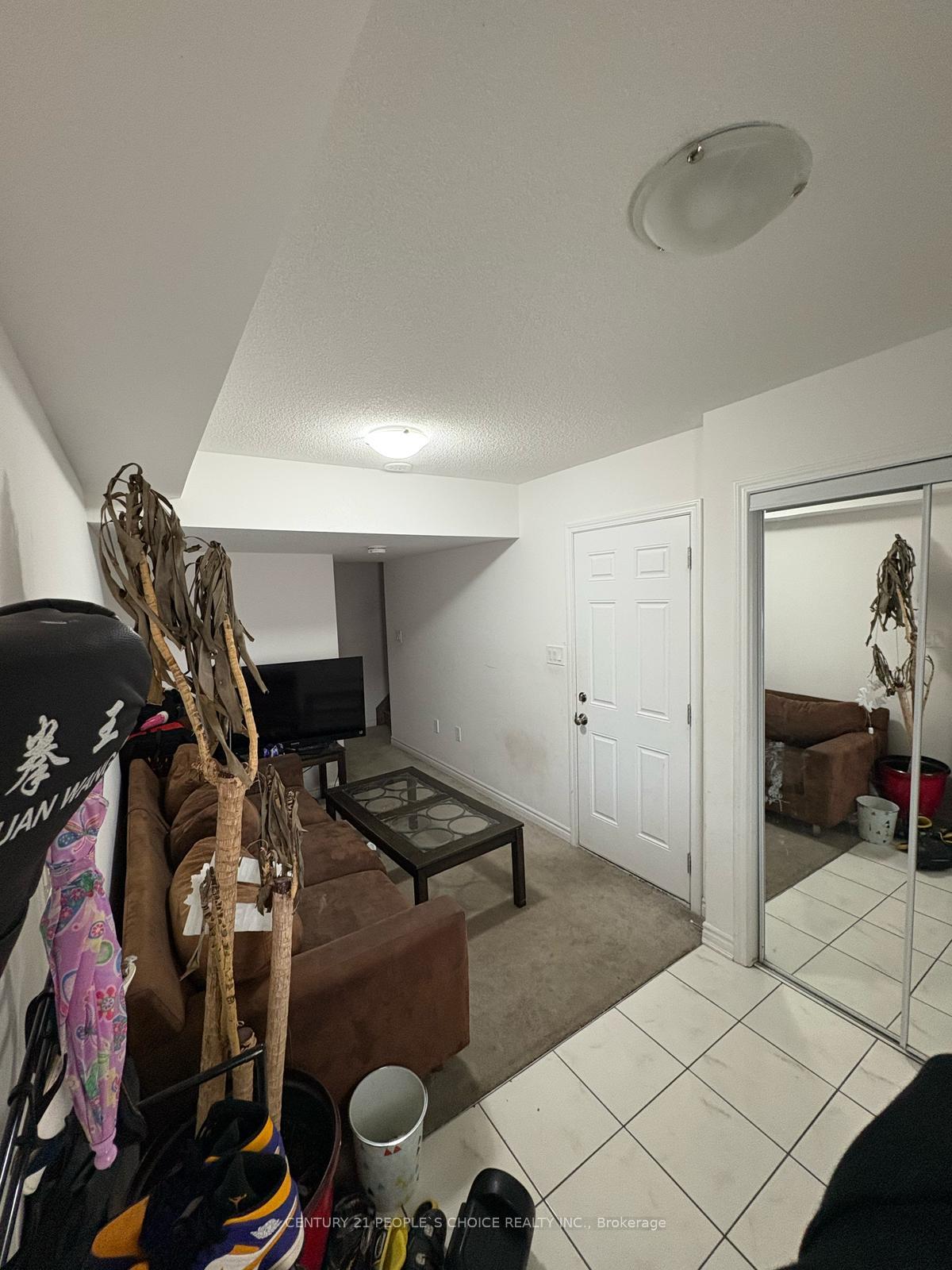 Photo 3 of 281 Murlock Heights, Milton, Ford — HOMEH