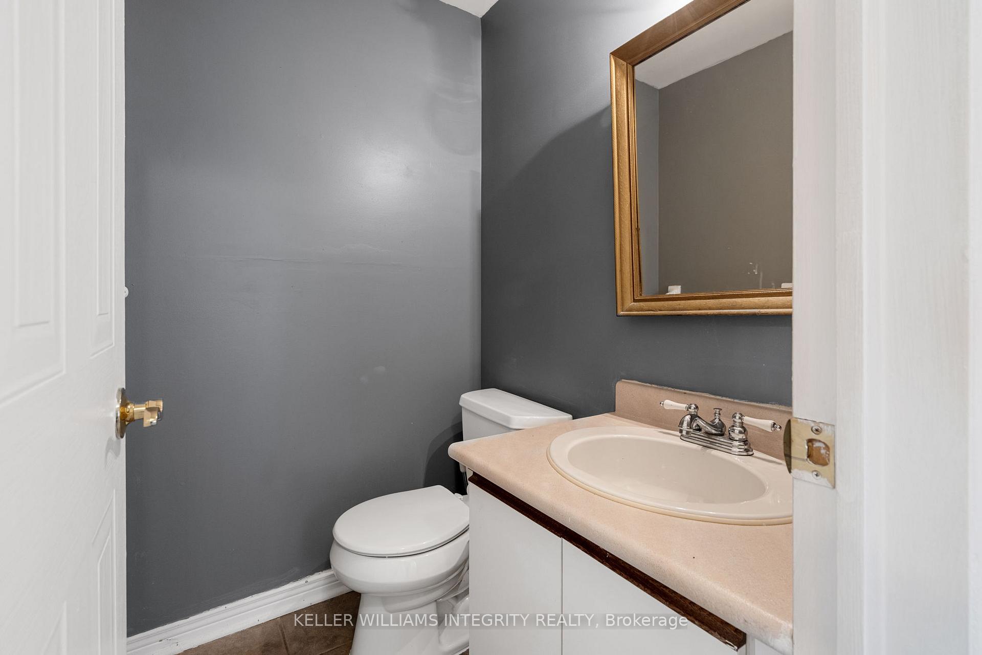Photo 5 of 1450 Corsham Avenue, Ottawa, Fallingbrook/Pineridge — HOMEH