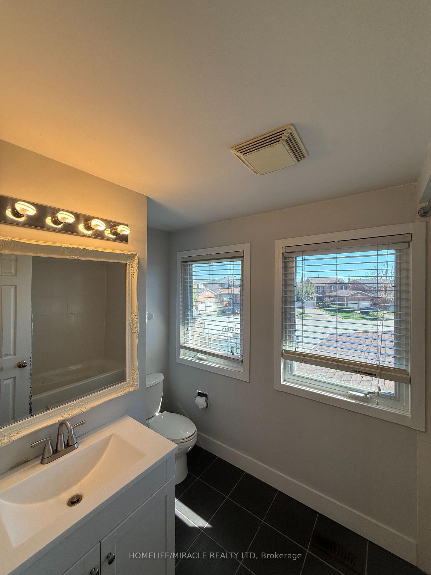 Photo 19 of 580 Daylight Court, Pickering, Woodlands — HOMEH