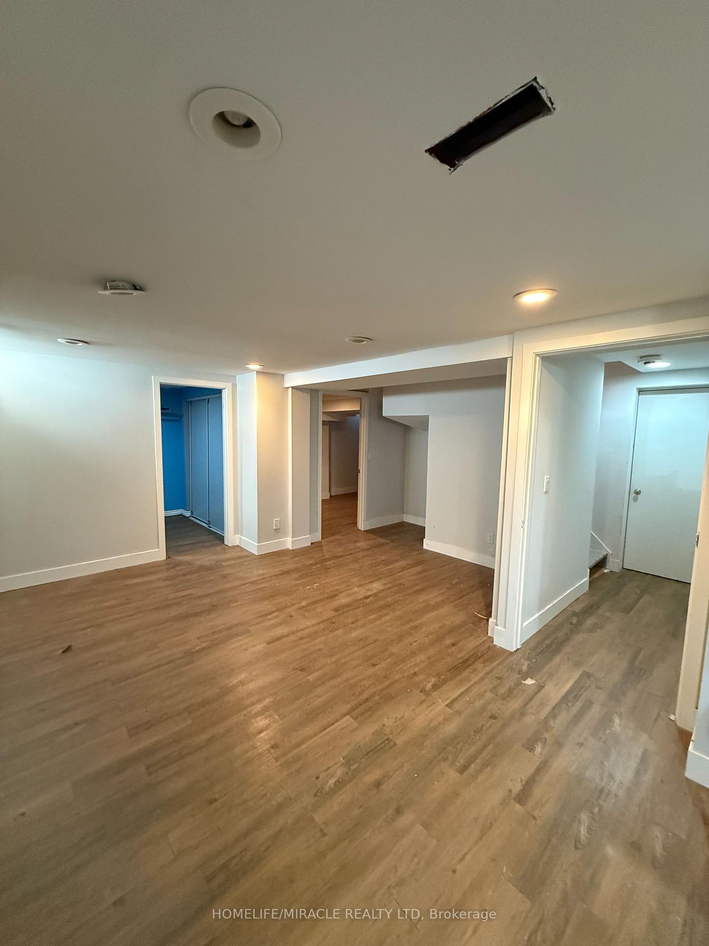 Photo 24 of 580 Daylight Court, Pickering, Woodlands — HOMEH