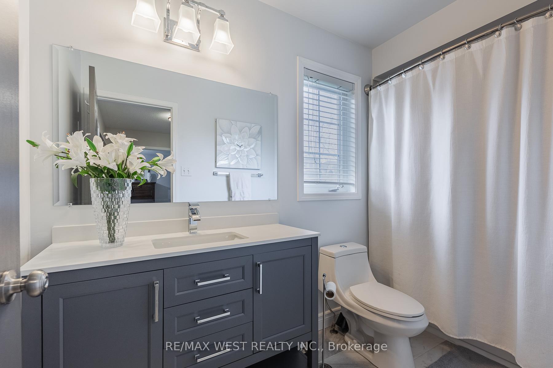 Photo 30 of 284 Alexander Crescent, Milton, Dempsey — HOMEH