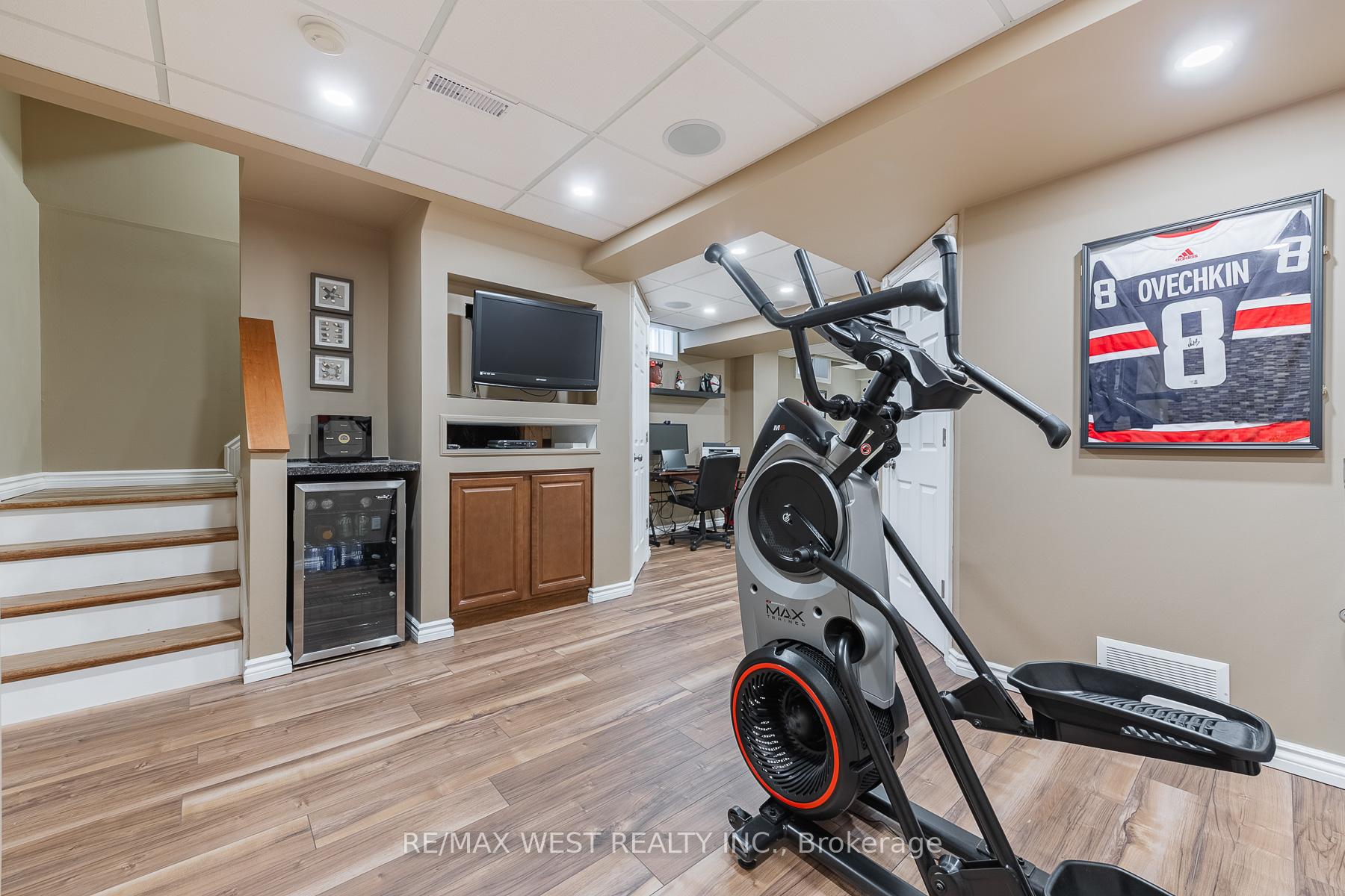 Photo 39 of 284 Alexander Crescent, Milton, Dempsey — HOMEH