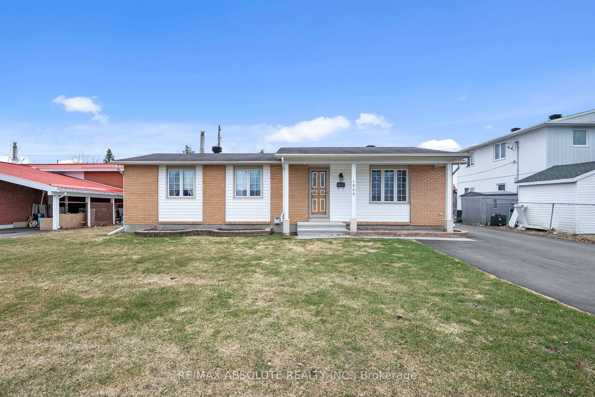 Photo 1 of 1505 Tammy Street, Ottawa, Bilberry Creek/Queenswood Heights — HOMEH
