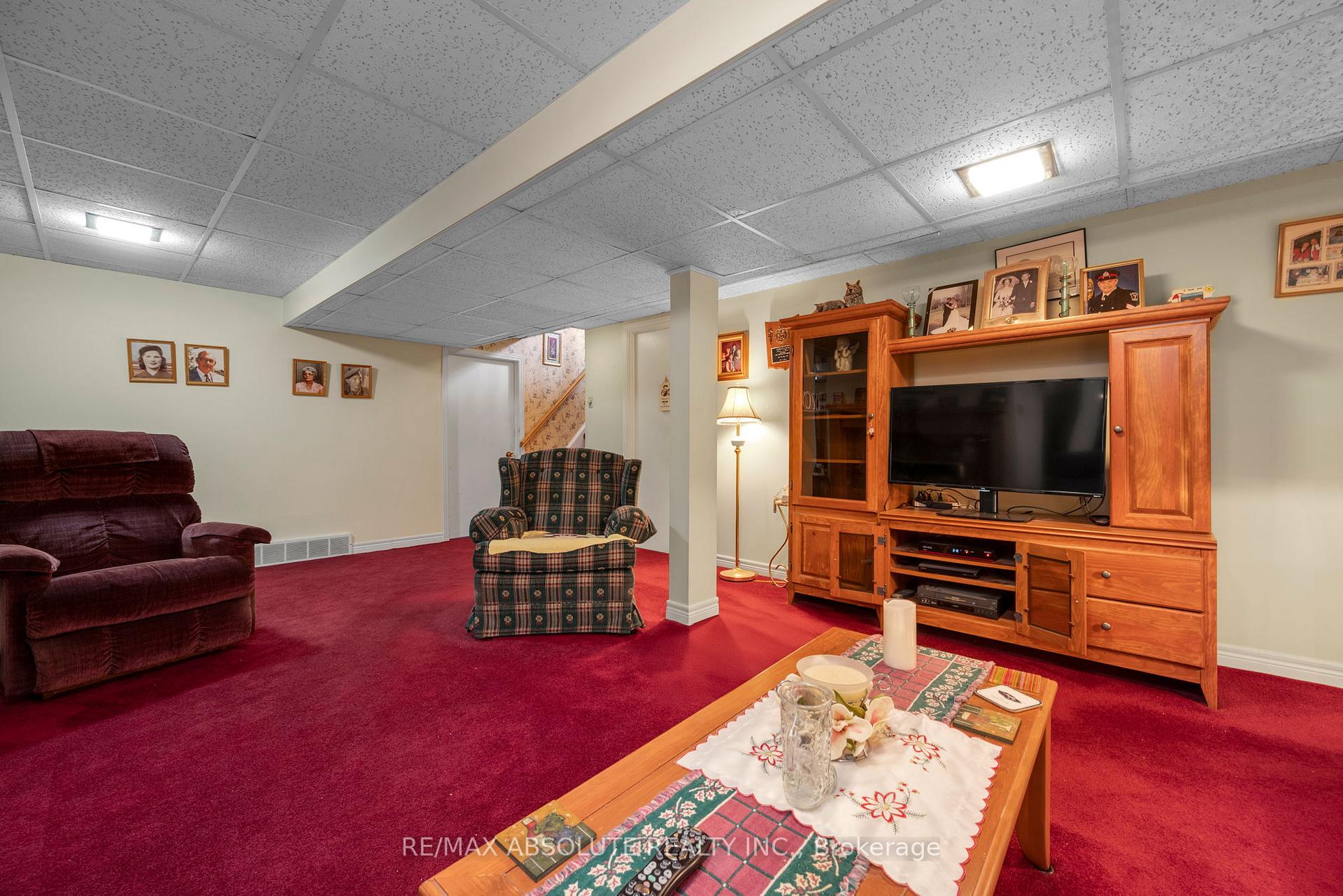 Photo 24 of 1505 Tammy Street, Ottawa, Bilberry Creek/Queenswood Heights — HOMEH