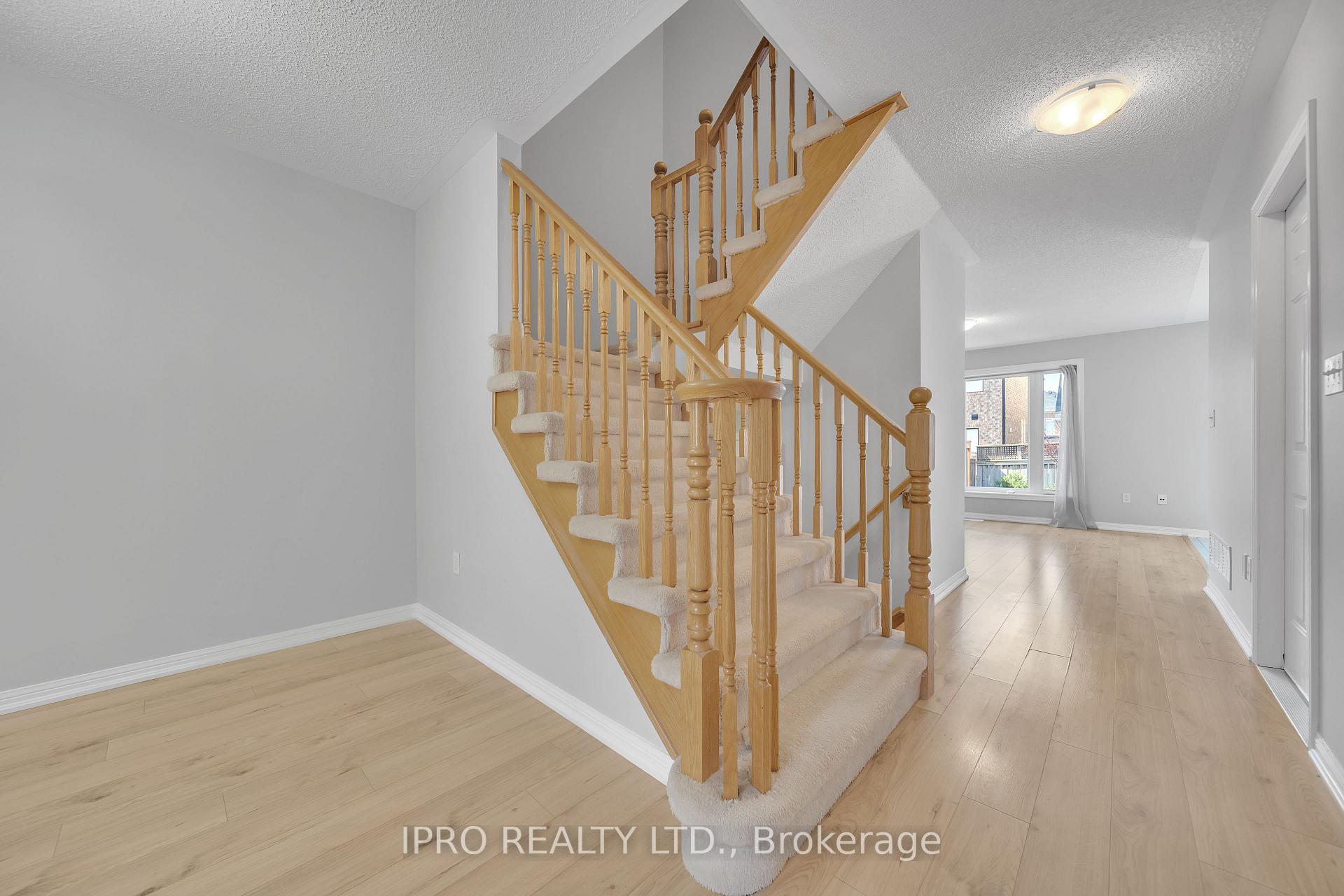 Photo 7 of 388 Baverstock Crescent, Milton, Clarke — HOMEH