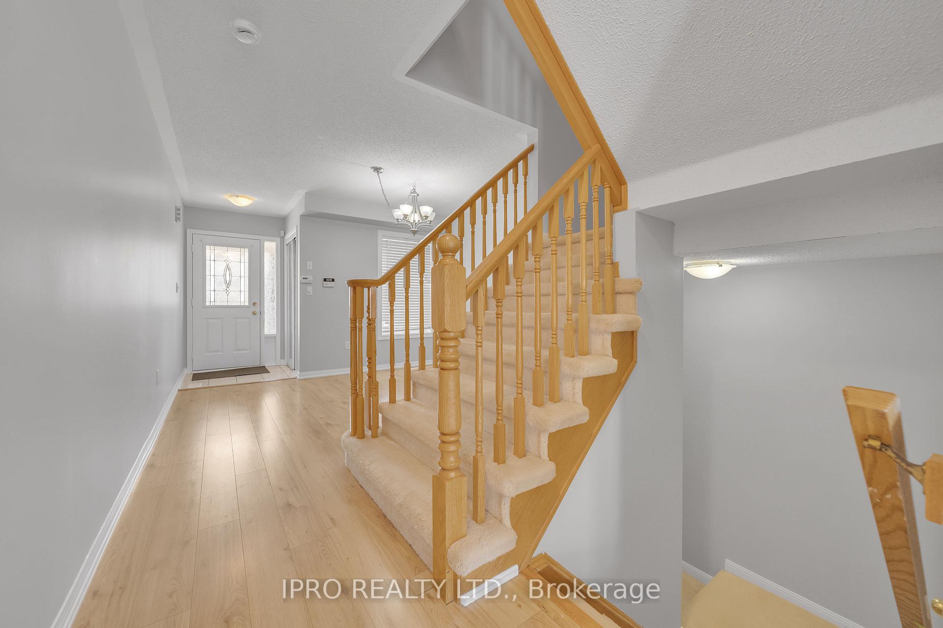 Photo 8 of 388 Baverstock Crescent, Milton, Clarke — HOMEH