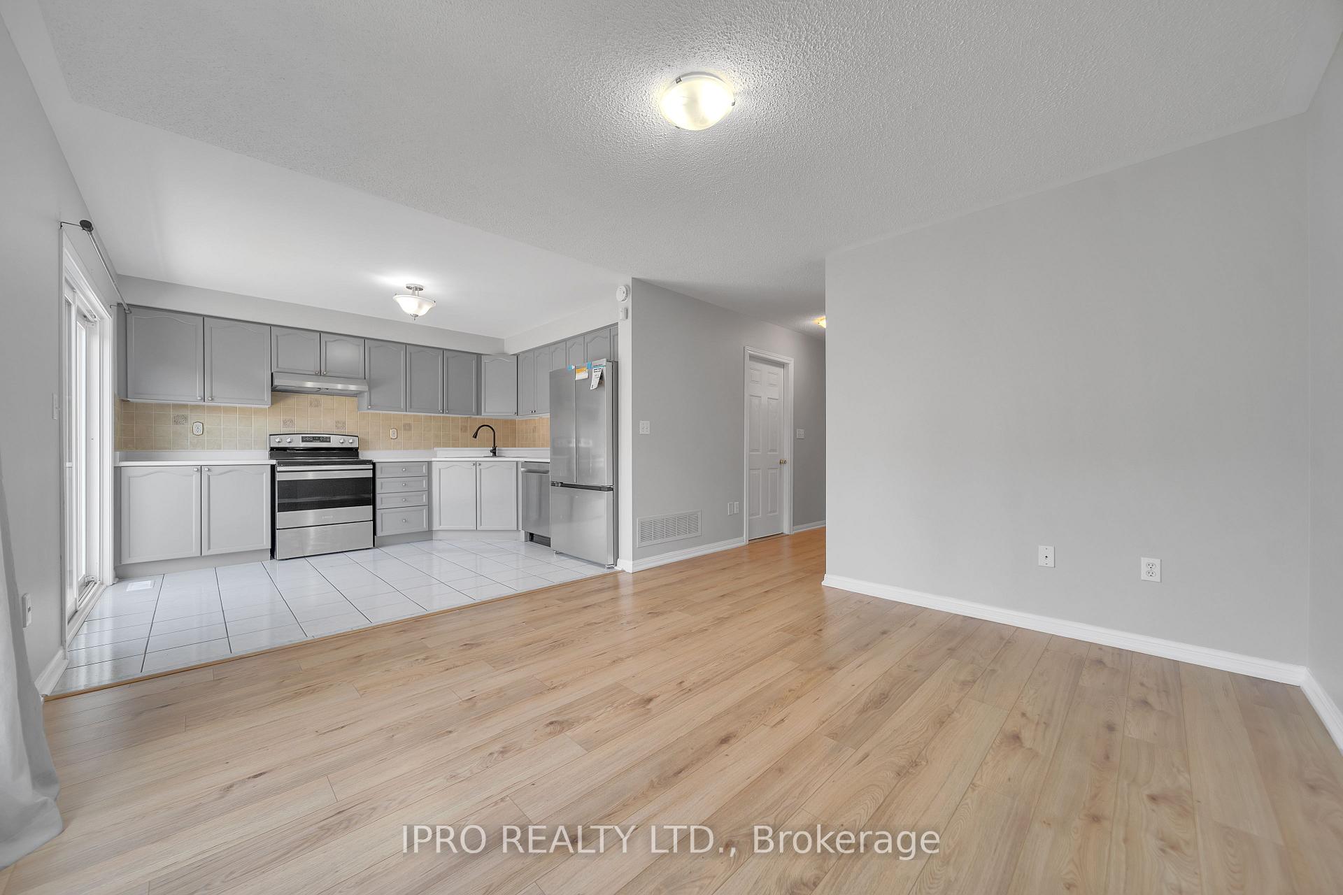 Photo 12 of 388 Baverstock Crescent, Milton, Clarke — HOMEH