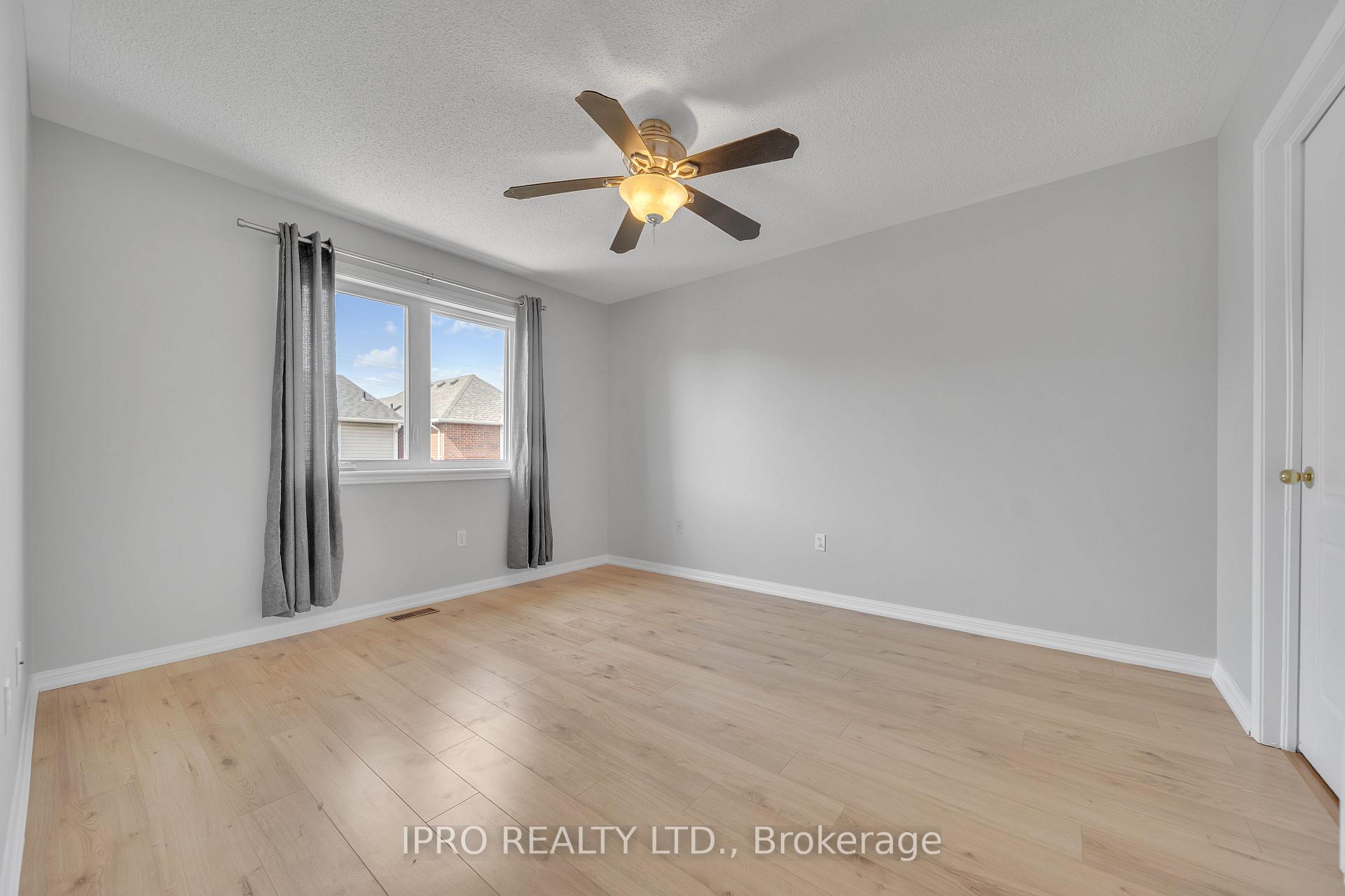 Photo 22 of 388 Baverstock Crescent, Milton, Clarke — HOMEH