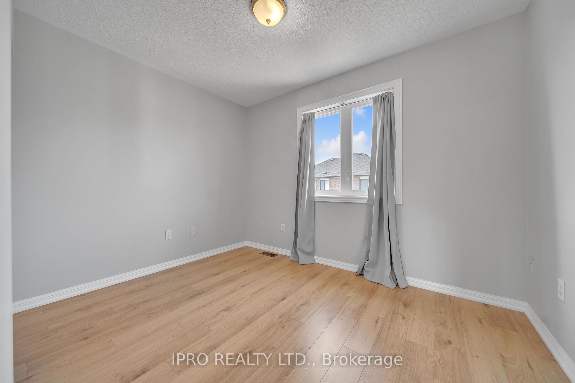 Photo 25 of 388 Baverstock Crescent, Milton, Clarke — HOMEH