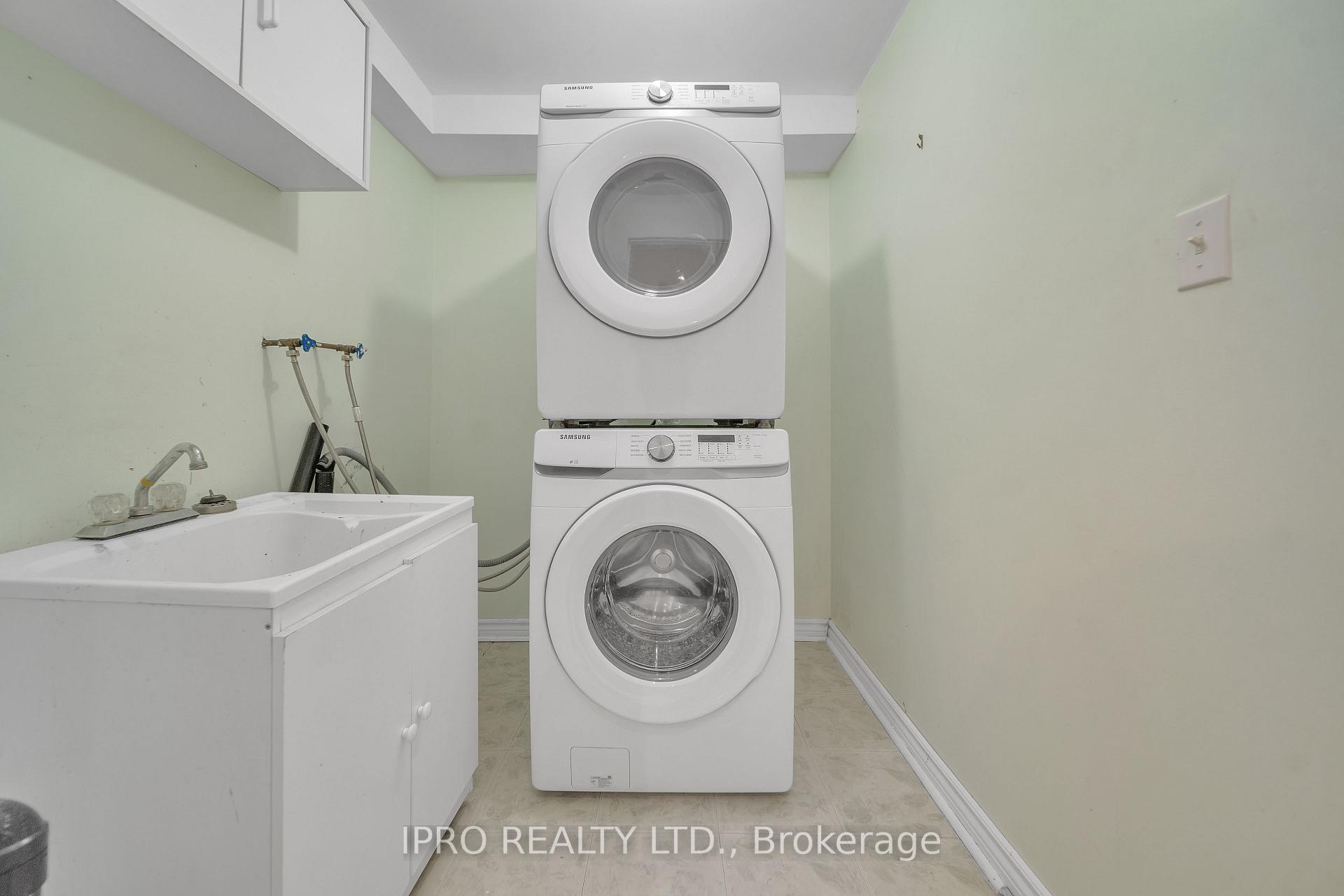 Photo 33 of 388 Baverstock Crescent, Milton, Clarke — HOMEH