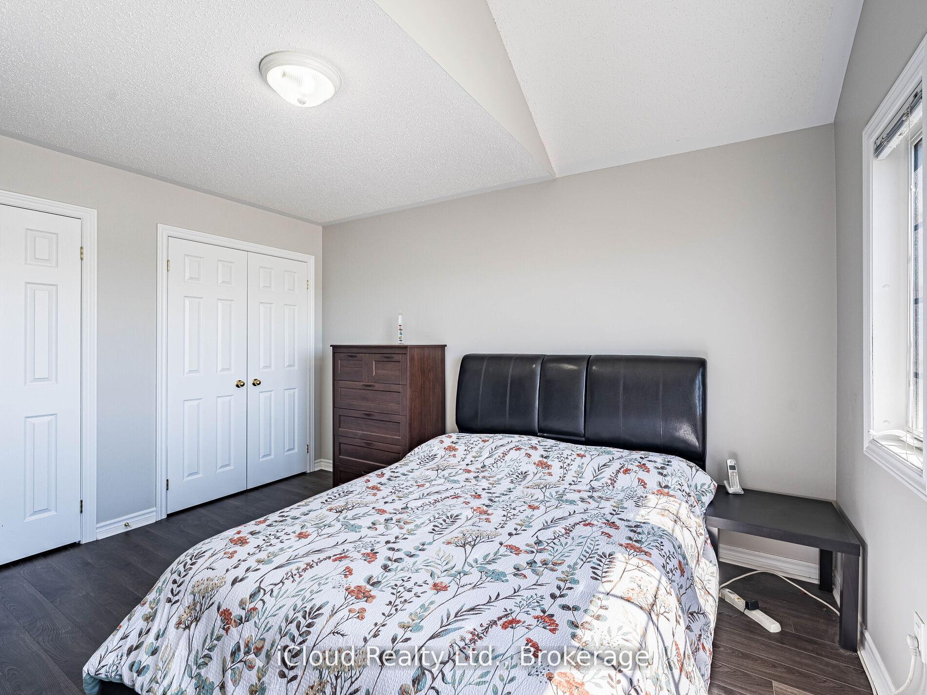 Photo 32 of 634 Oxbow Crescent, Oshawa, Eastdale — HOMEH
