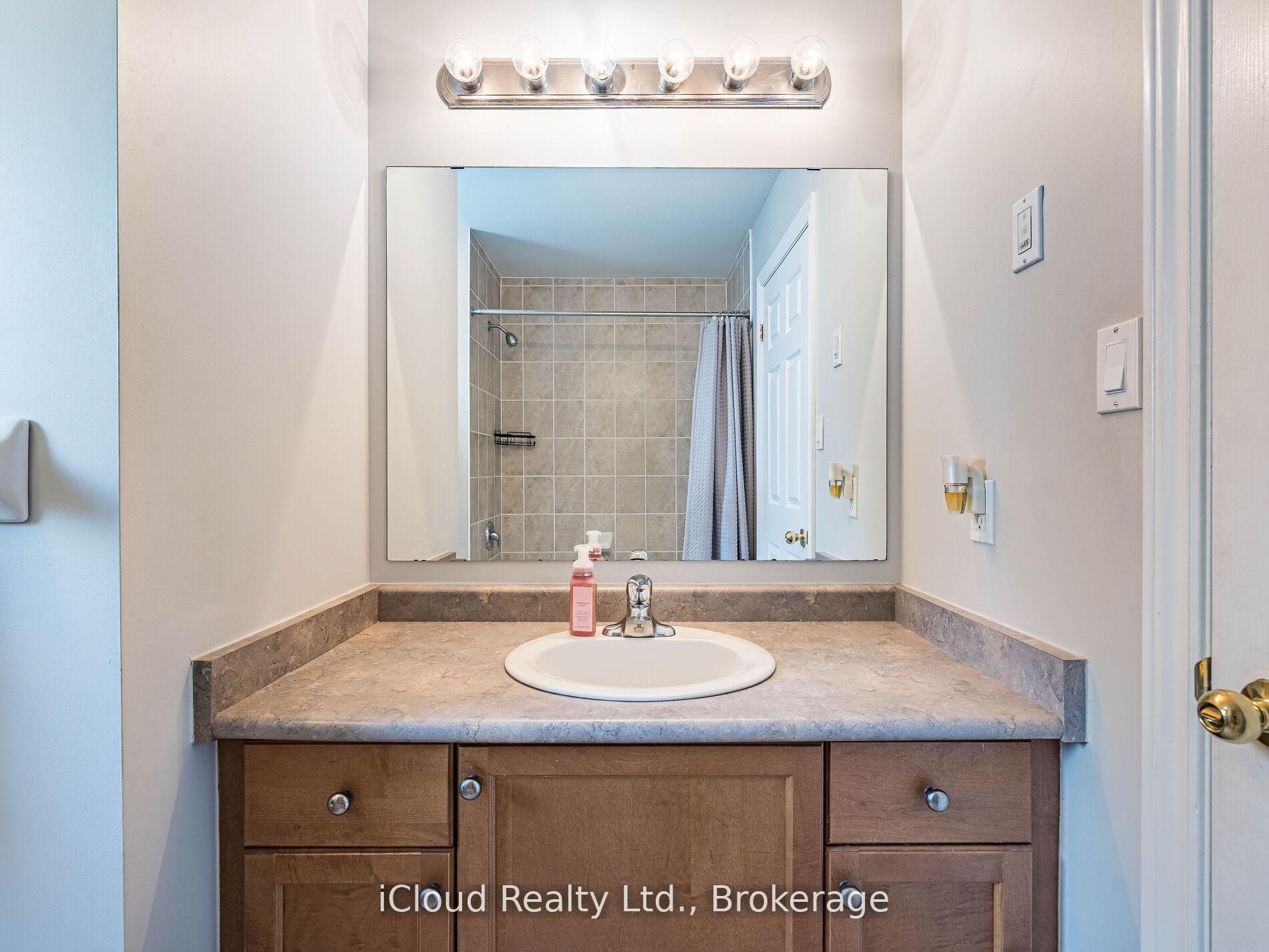 Photo 39 of 634 Oxbow Crescent, Oshawa, Eastdale — HOMEH