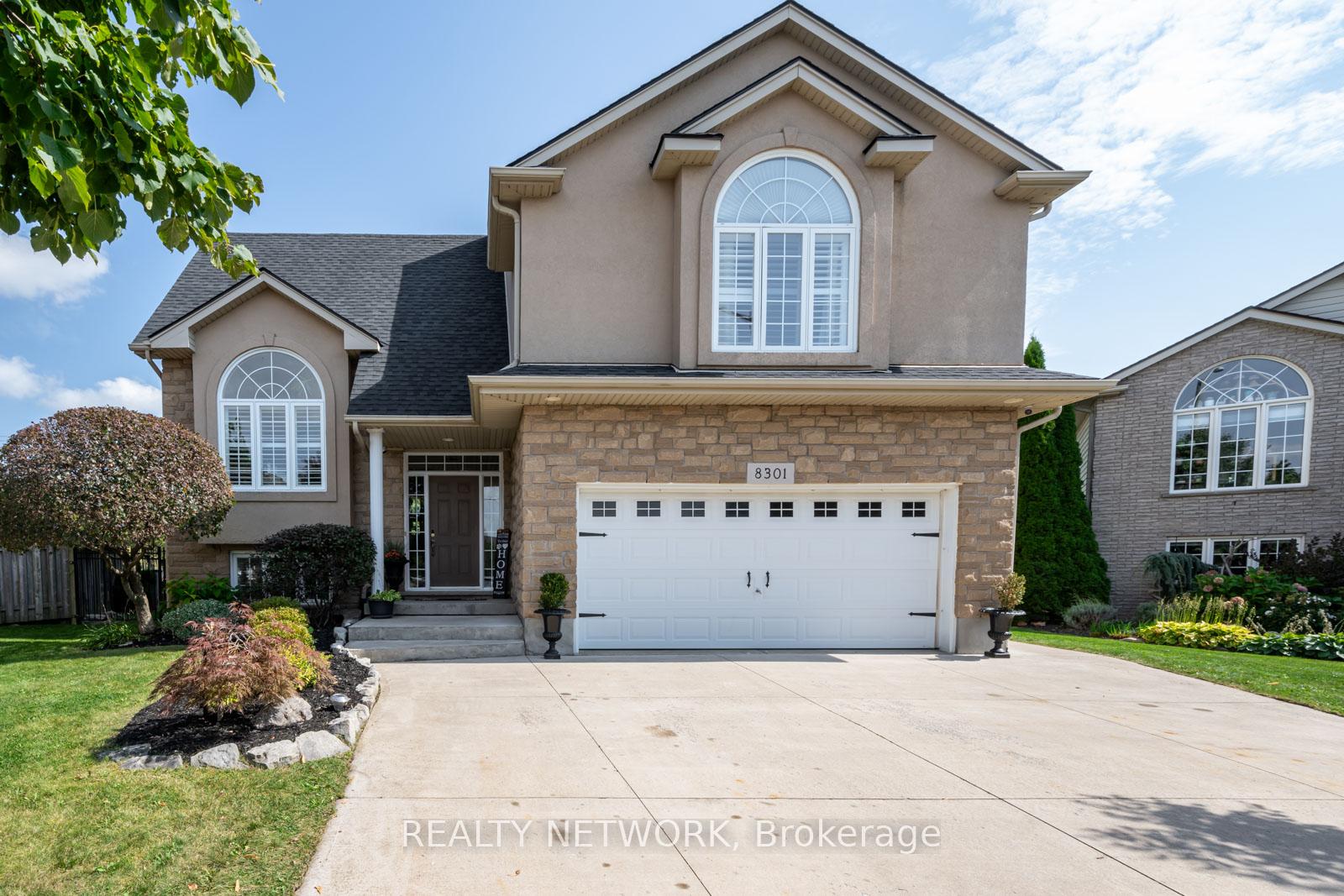 Photo 1 of 8301 Mullen Court, Niagara Falls, Ascot — HOMEH