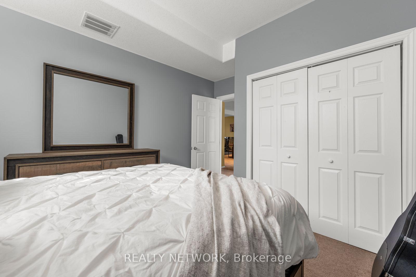 Photo 29 of 8301 Mullen Court, Niagara Falls, Ascot — HOMEH