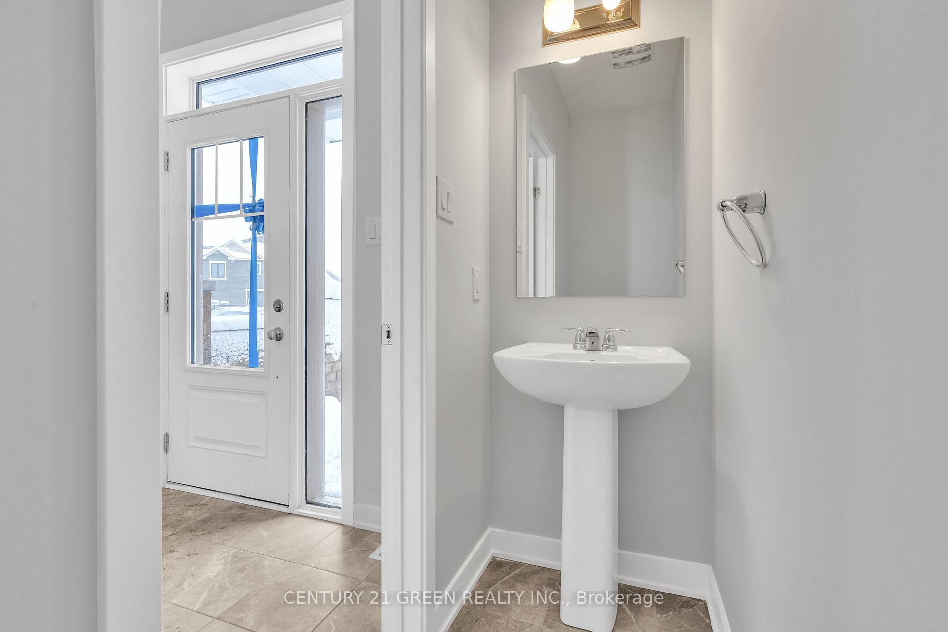 Photo 4 of 2148 Winsome Terrace, Ottawa, Fallingbrook/Gardenway South — HOMEH