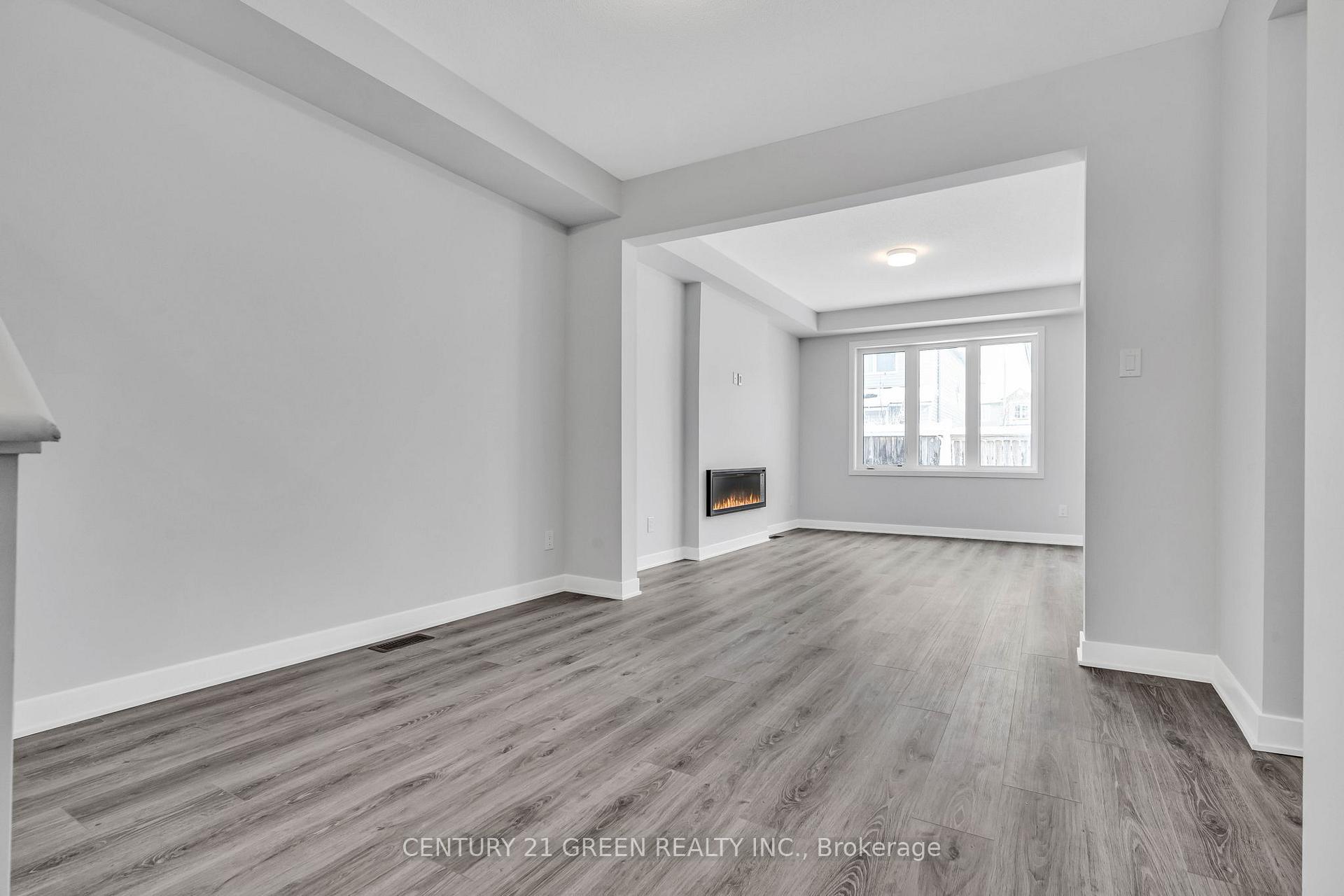Photo 5 of 2148 Winsome Terrace, Ottawa, Fallingbrook/Gardenway South — HOMEH