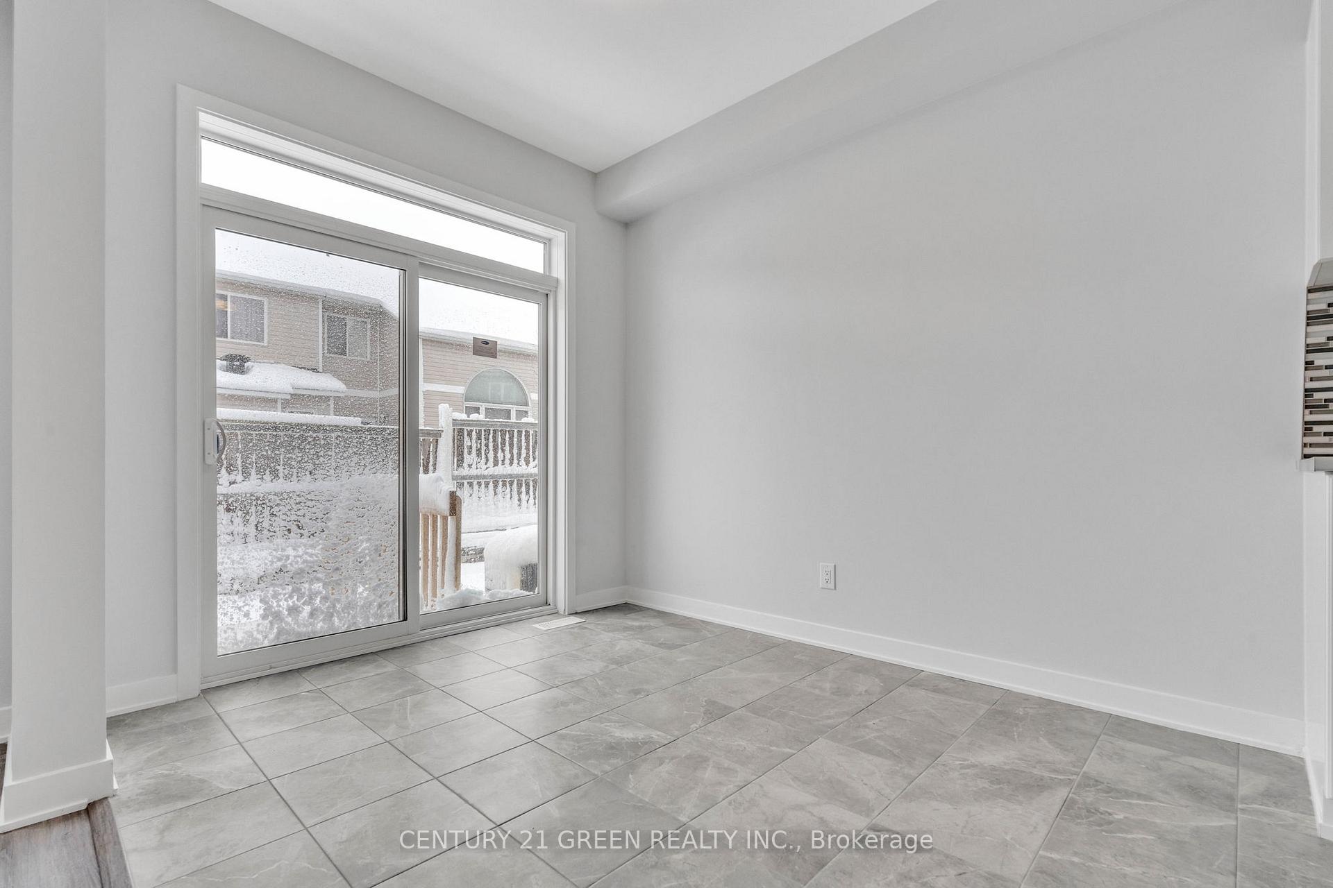 Photo 11 of 2148 Winsome Terrace, Ottawa, Fallingbrook/Gardenway South — HOMEH