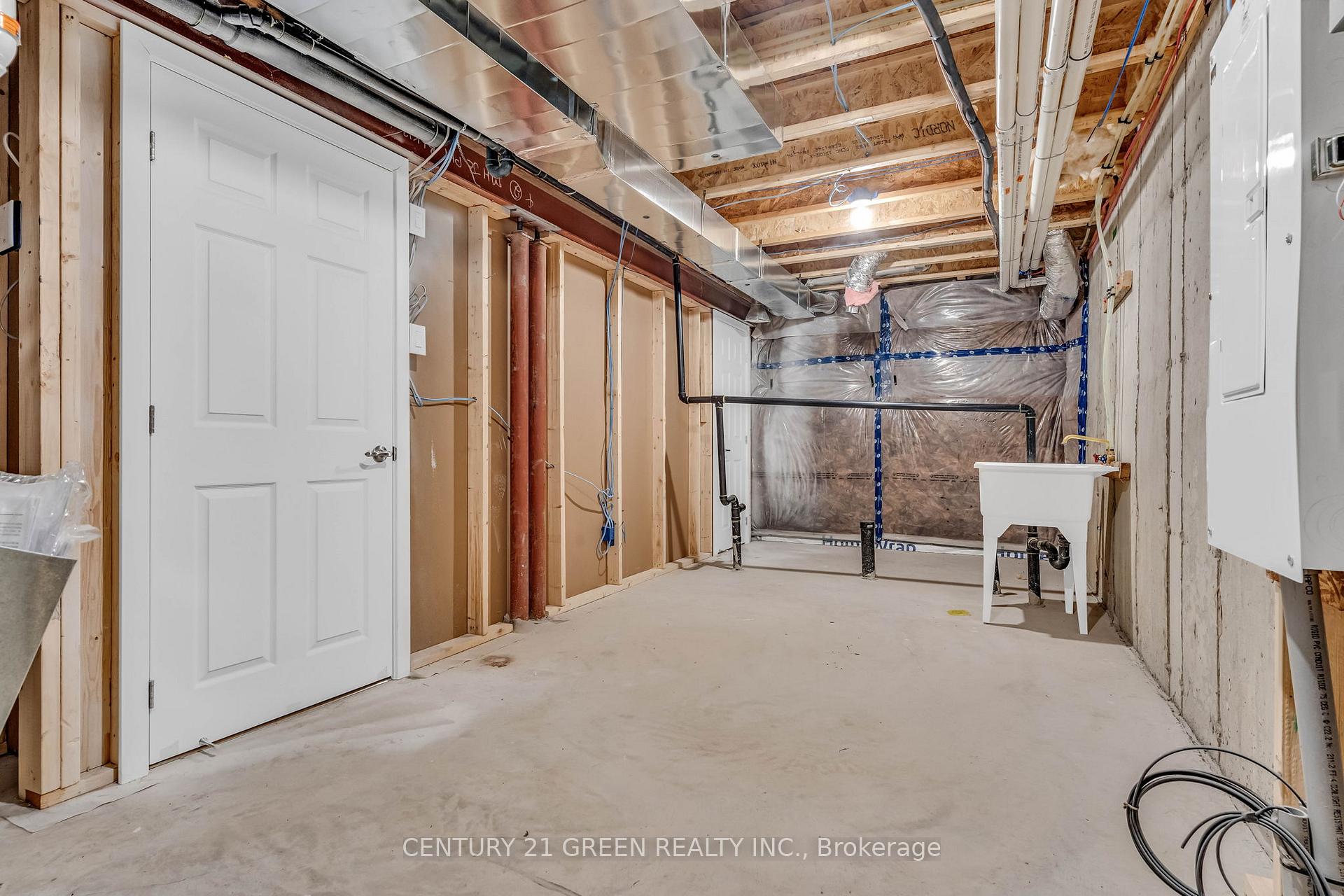 Photo 26 of 2148 Winsome Terrace, Ottawa, Fallingbrook/Gardenway South — HOMEH