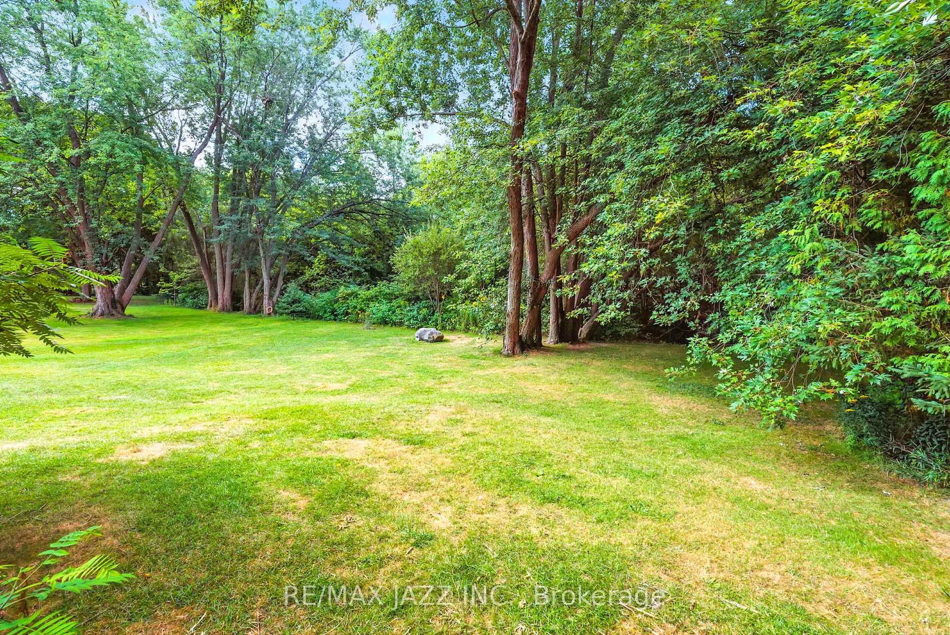Photo 8 of 230 Lorindale Drive, Oshawa, Donevan — HOMEH