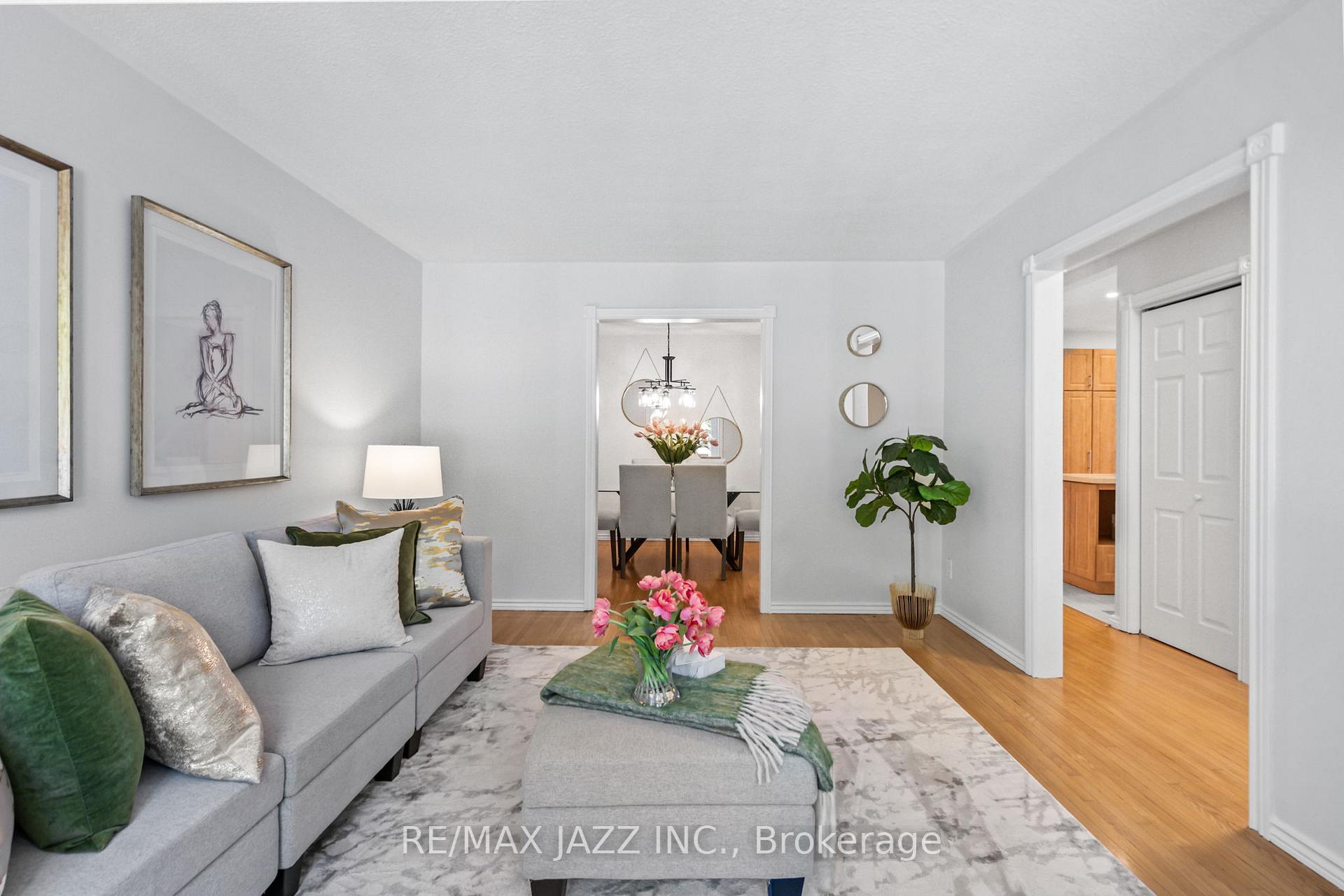 Photo 12 of 230 Lorindale Drive, Oshawa, Donevan — HOMEH