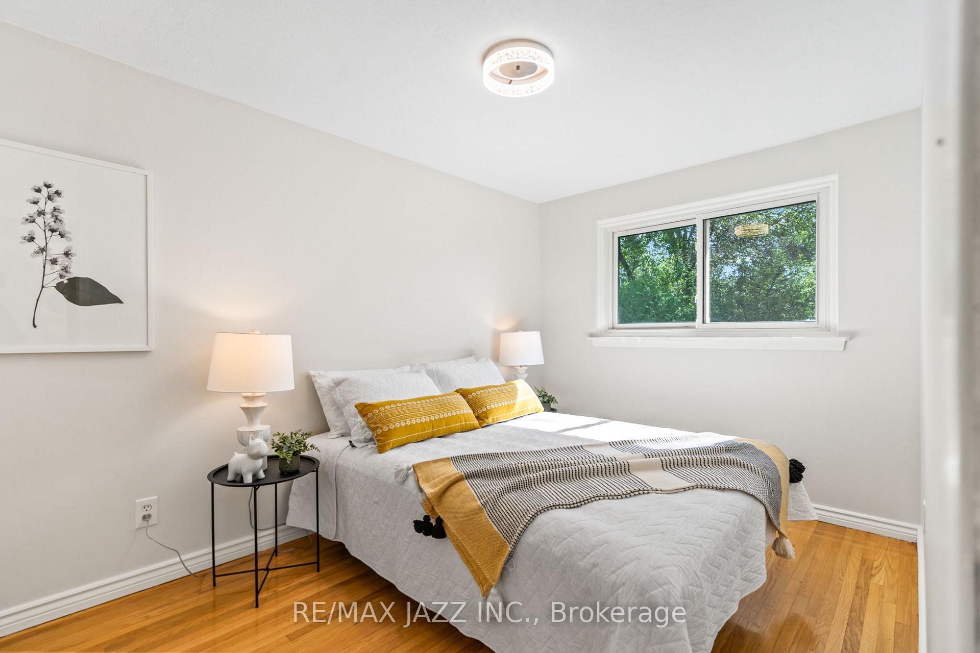 Photo 35 of 230 Lorindale Drive, Oshawa, Donevan — HOMEH