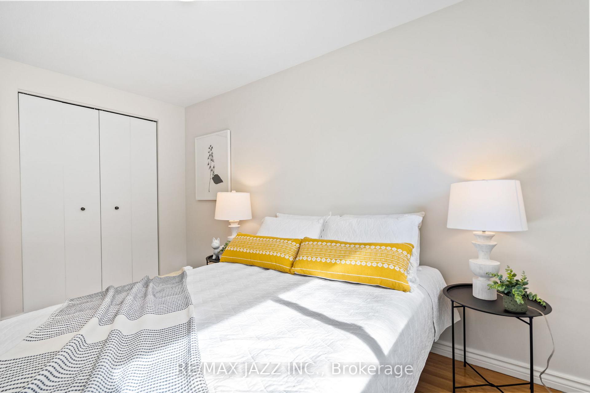 Photo 36 of 230 Lorindale Drive, Oshawa, Donevan — HOMEH