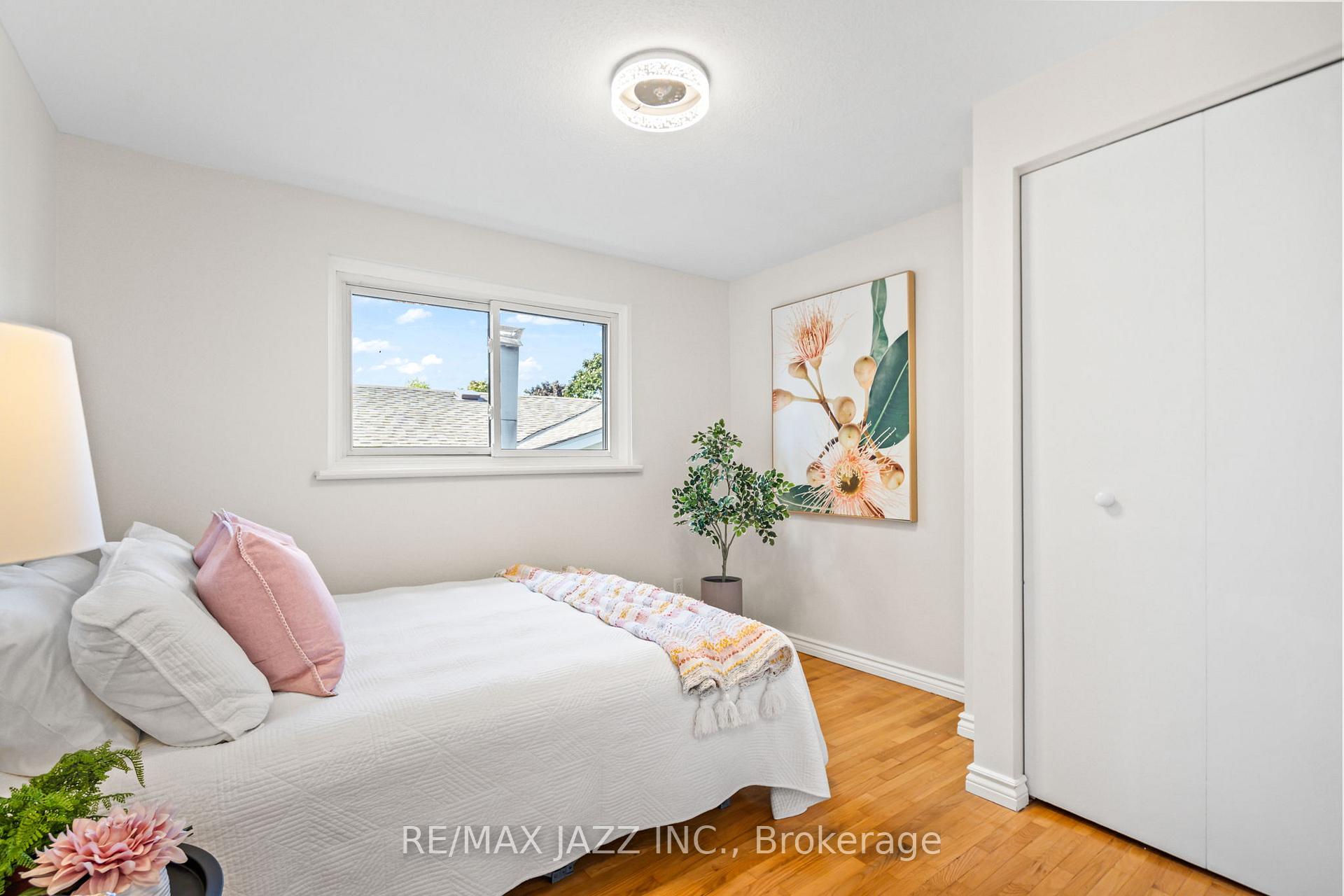 Photo 38 of 230 Lorindale Drive, Oshawa, Donevan — HOMEH