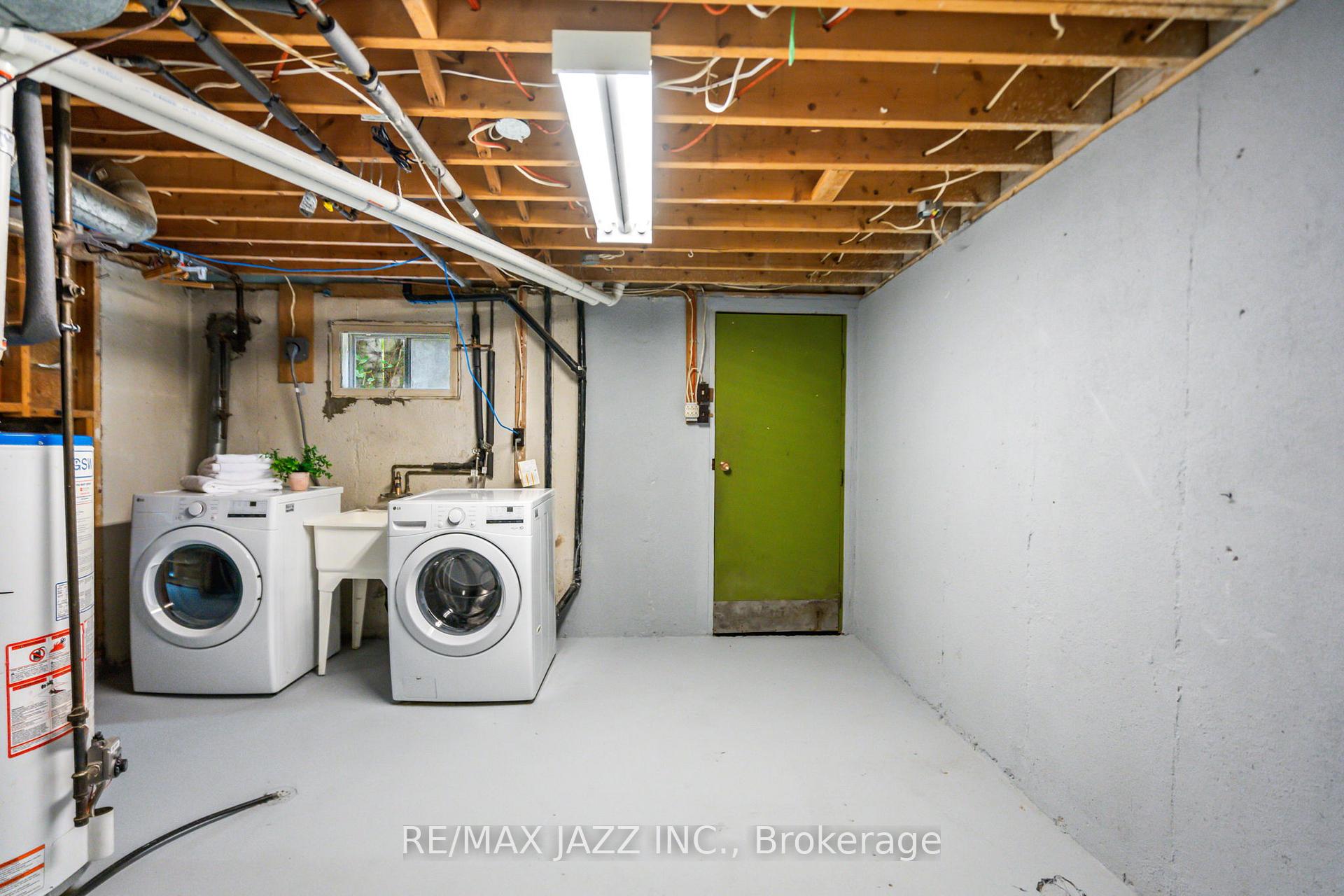 Photo 43 of 230 Lorindale Drive, Oshawa, Donevan — HOMEH