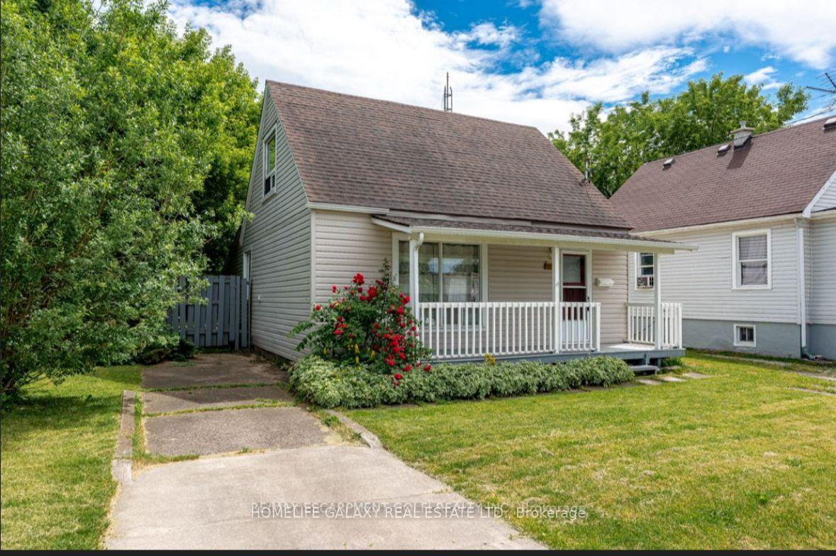 Photo 2 of 5232 Stamford Street, Niagara Falls, Cherrywood — HOMEH