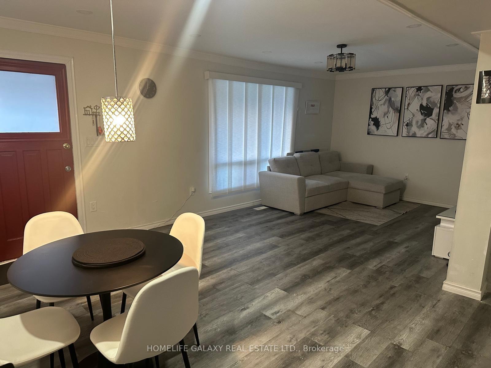 Photo 6 of 5232 Stamford Street, Niagara Falls, Cherrywood — HOMEH