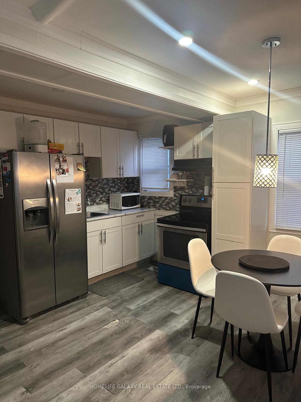 Photo 9 of 5232 Stamford Street, Niagara Falls, Cherrywood — HOMEH