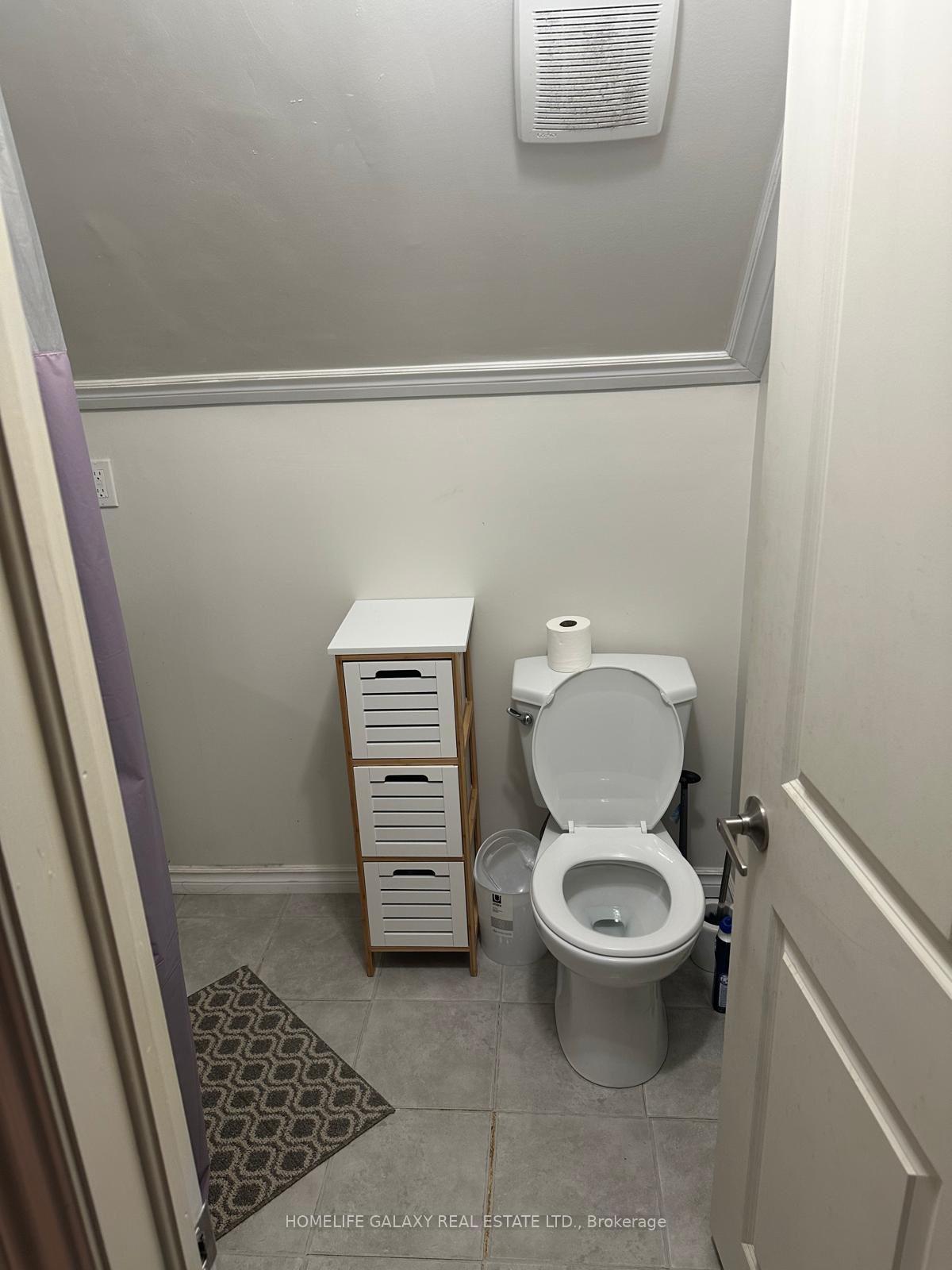 Photo 15 of 5232 Stamford Street, Niagara Falls, Cherrywood — HOMEH