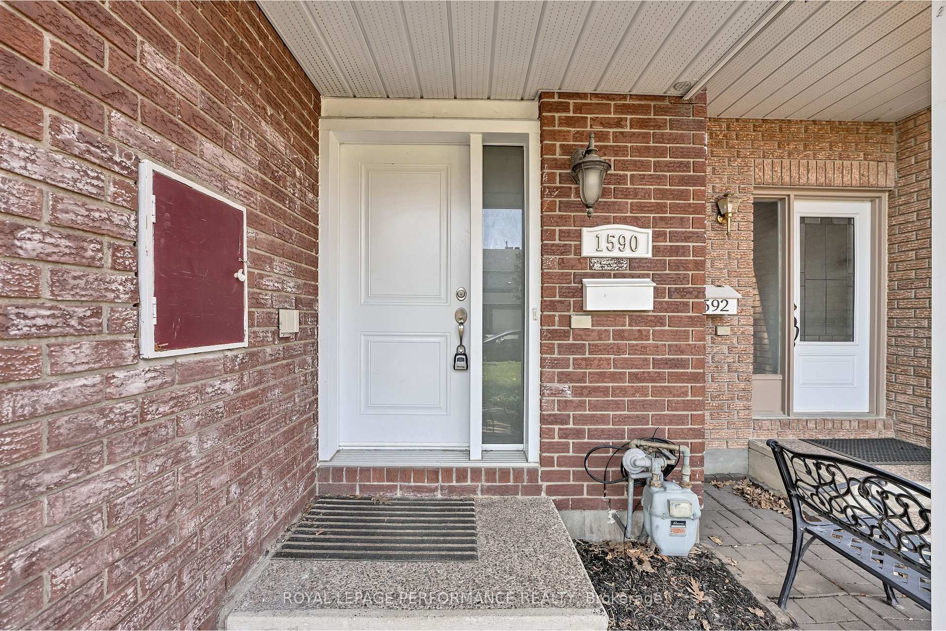 Photo 2 of 1590 Briarfield Crescent, Ottawa, Fallingbrook/Ridgemount — HOMEH
