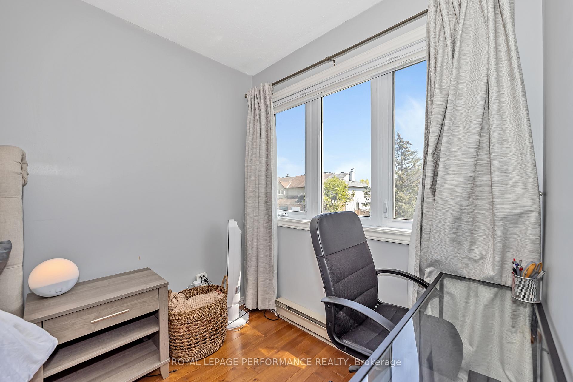 Photo 17 of 1590 Briarfield Crescent, Ottawa, Fallingbrook/Ridgemount — HOMEH