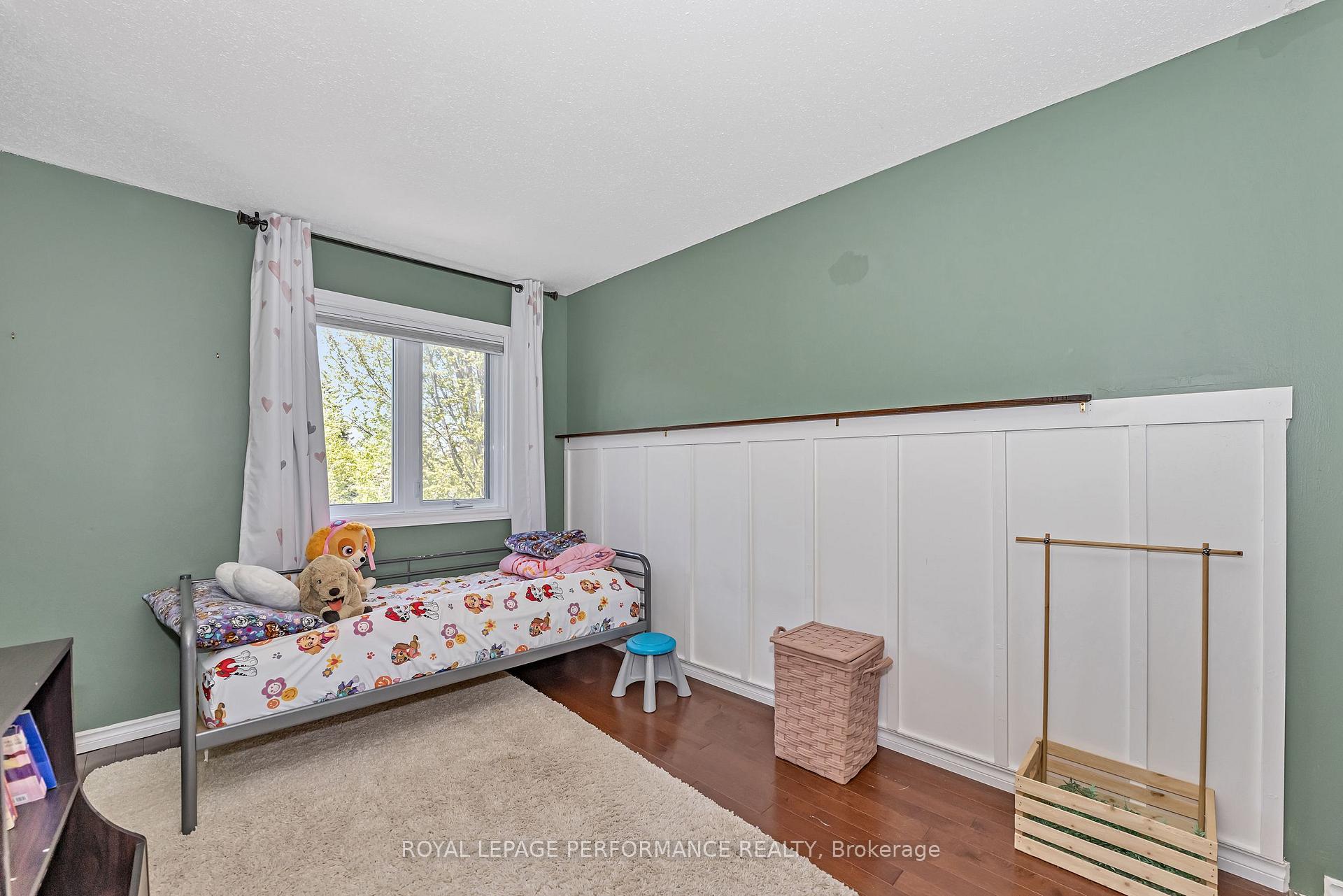 Photo 22 of 1590 Briarfield Crescent, Ottawa, Fallingbrook/Ridgemount — HOMEH