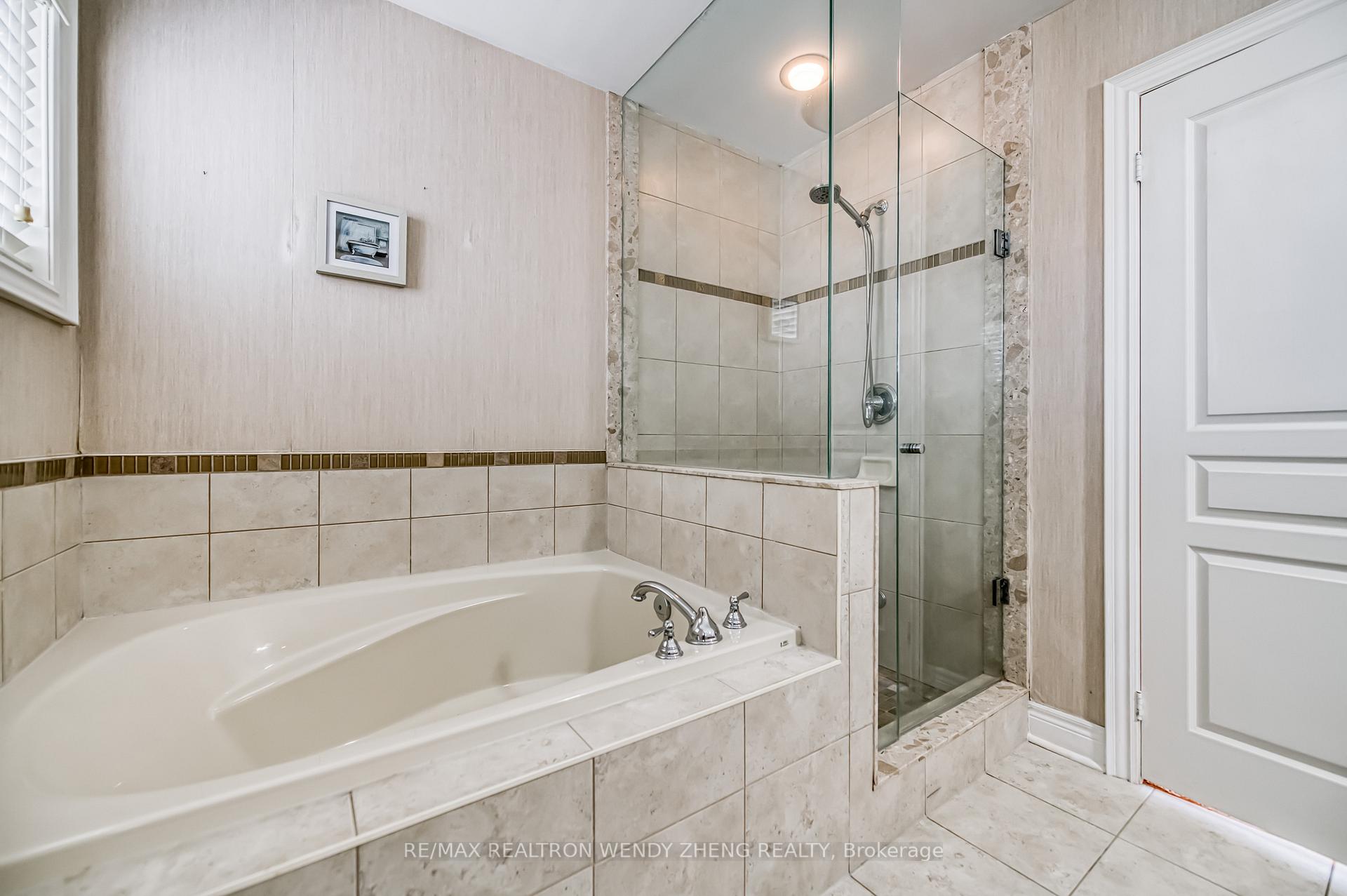 Photo 12 of 566 Fleetwood Drive, Oshawa, Eastdale — HOMEH