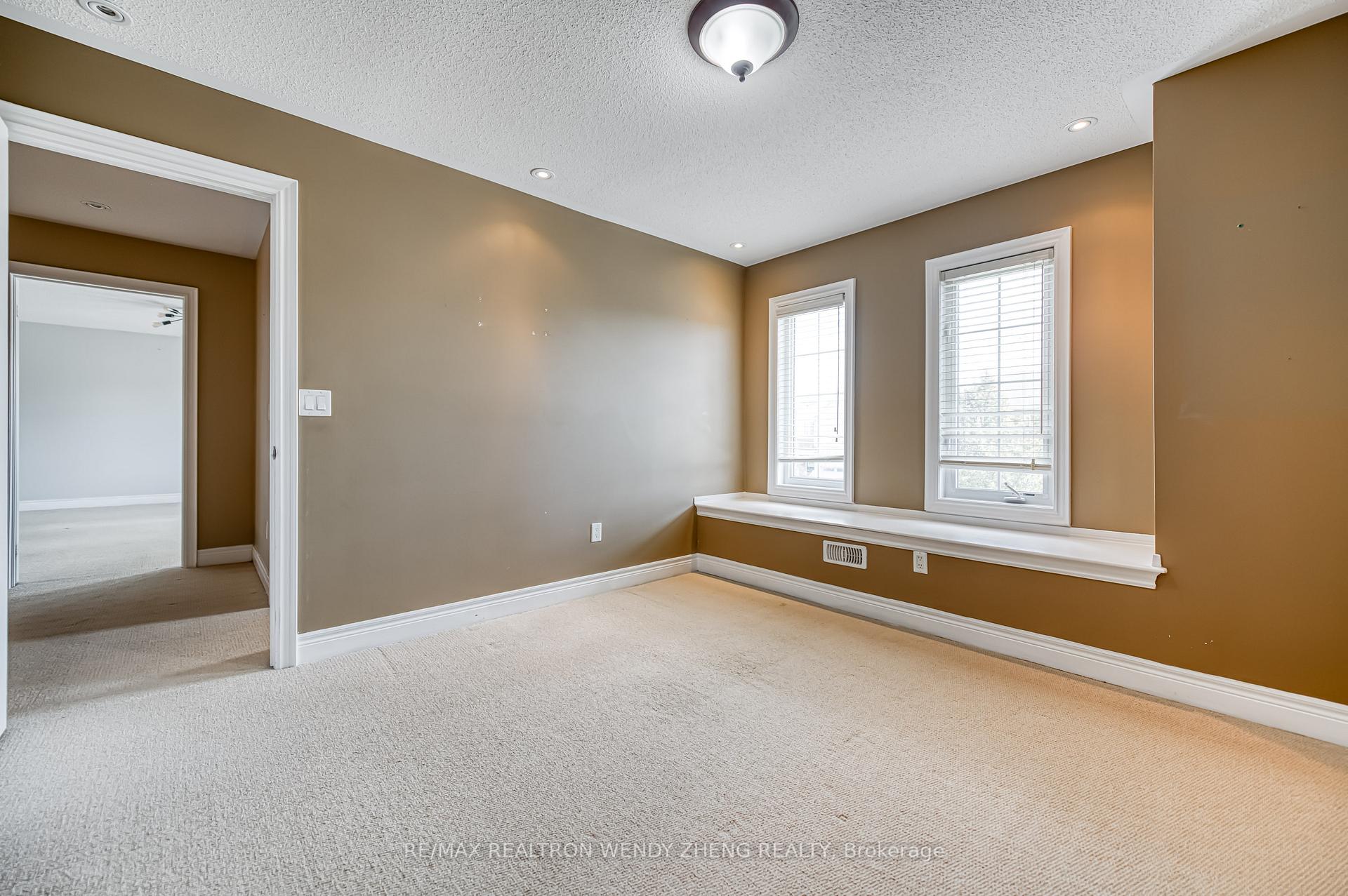 Photo 13 of 566 Fleetwood Drive, Oshawa, Eastdale — HOMEH