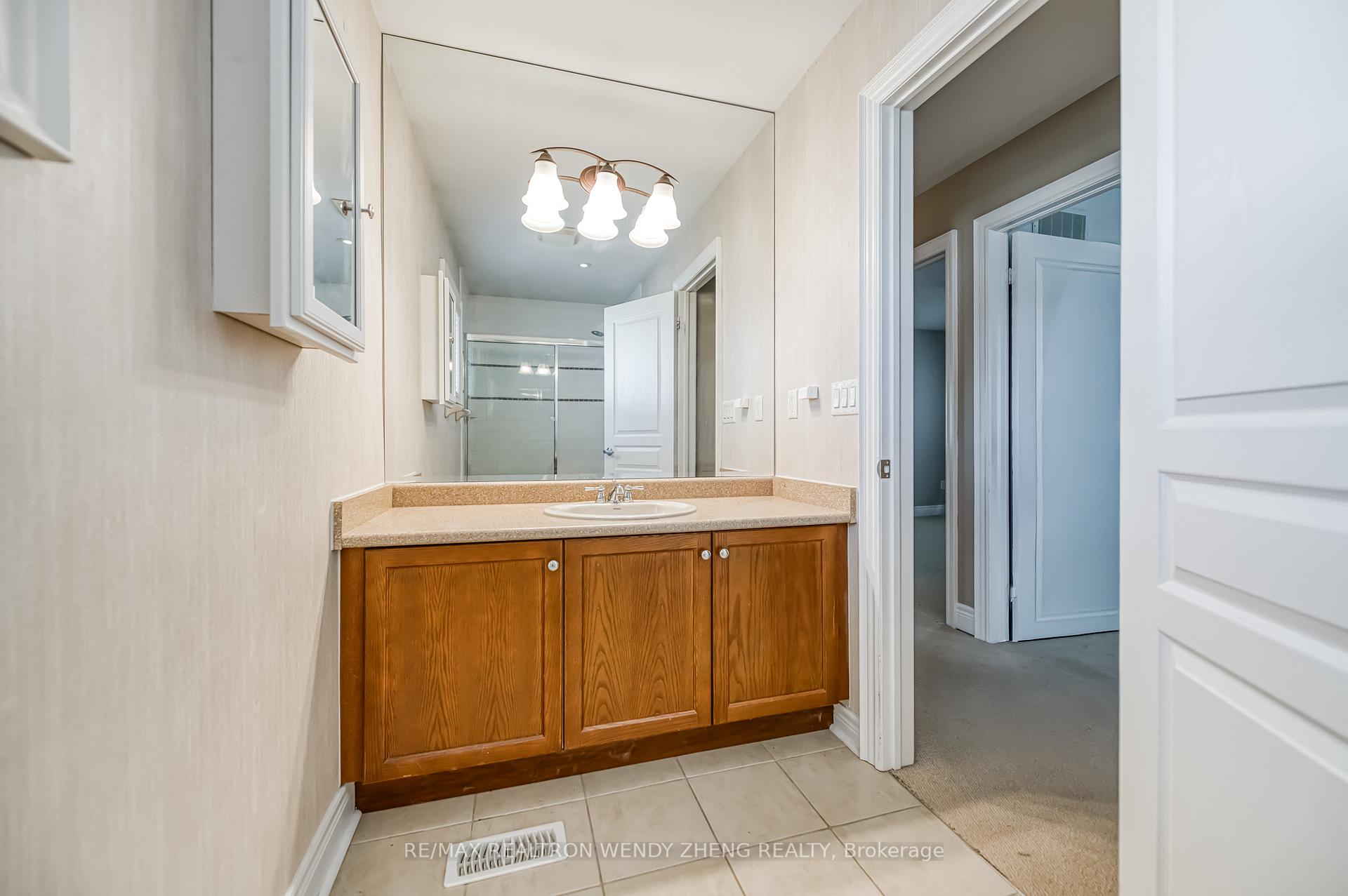 Photo 16 of 566 Fleetwood Drive, Oshawa, Eastdale — HOMEH