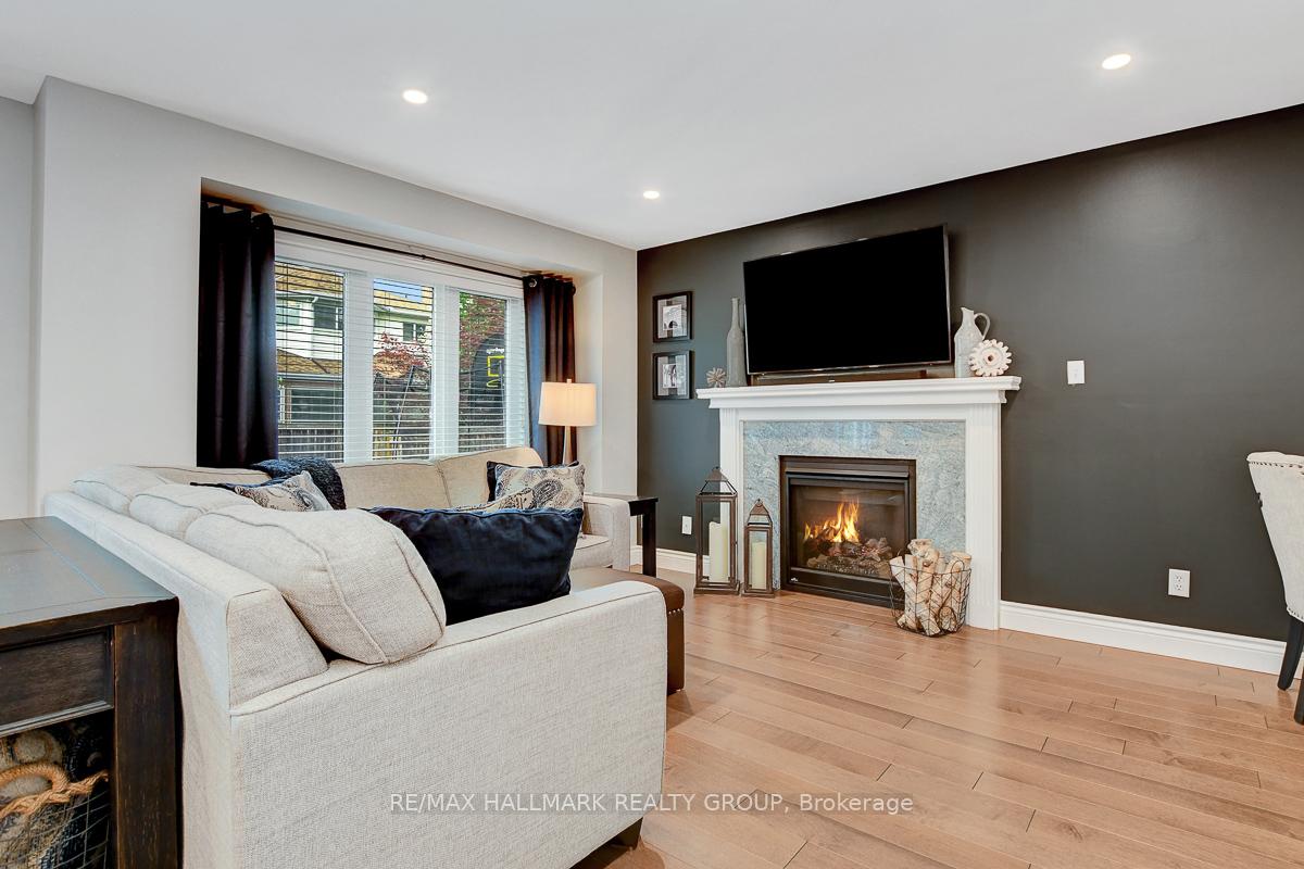 Photo 7 of 766 Beauregard Crescent, Ottawa, Fallingbrook/Ridgemount — HOMEH
