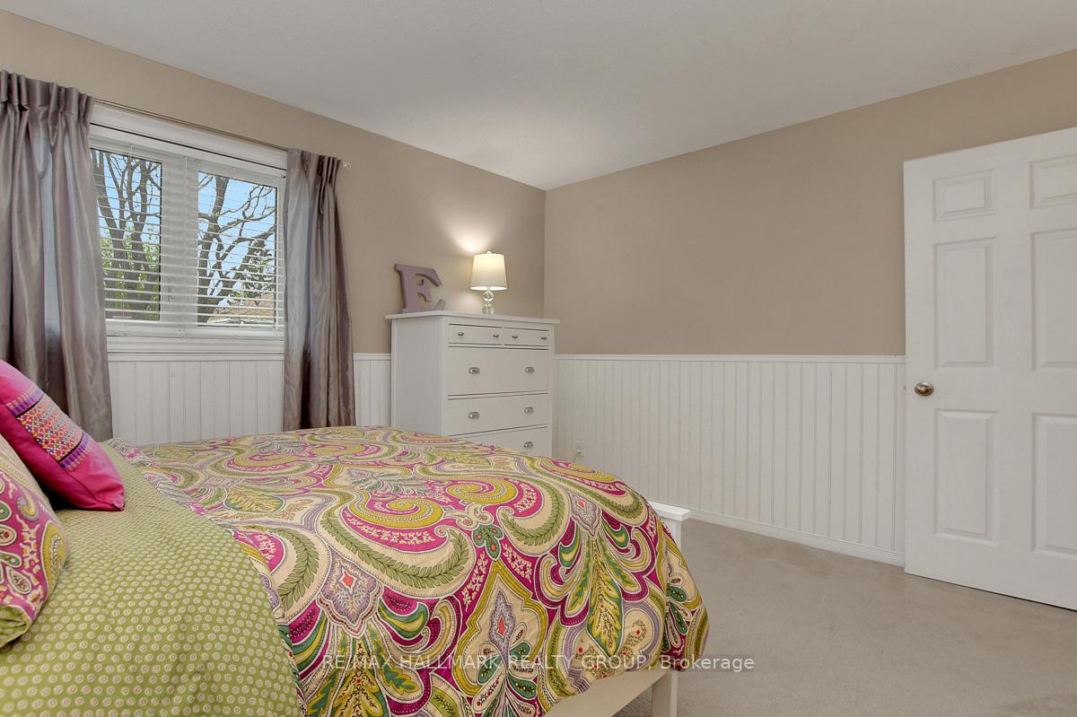 Photo 33 of 766 Beauregard Crescent, Ottawa, Fallingbrook/Ridgemount — HOMEH